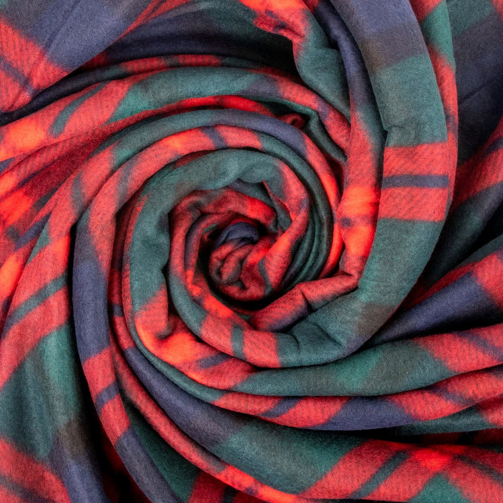 Cozy Fleece Single Plaid Color 60"L x 50"W Fleece Throw Blanket for Fall, Winter, Spring, Summer, Men, Women, Children & Pets in ... - Super Soft Reversible Sherpa Flannel Blanket Detail