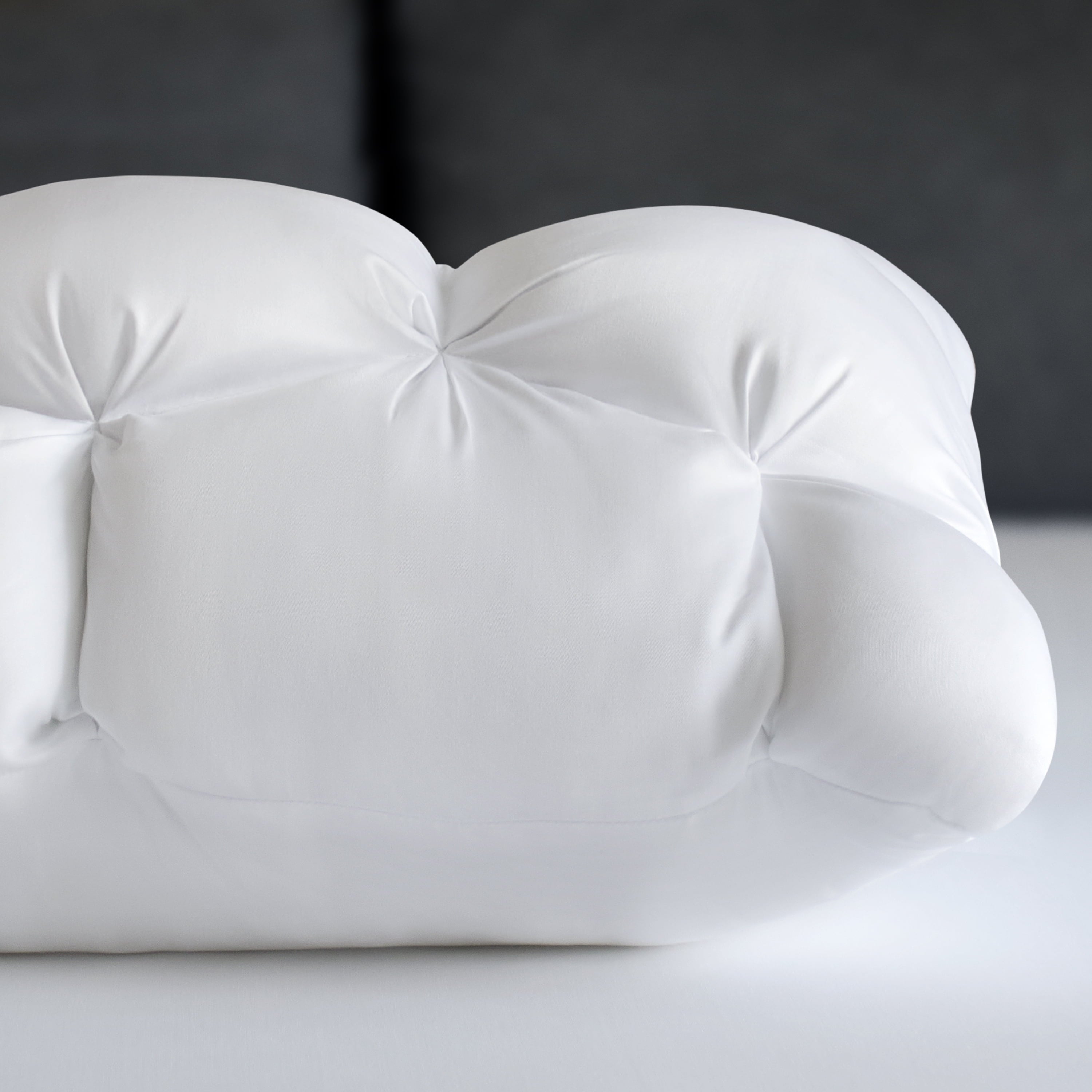 Fluffy Shredded Down Alternative Cloud Luxe Bed Pillows, Standard/Queen - Adaptive Huggable Core (2 Pack) - Orthopedic Shredded Foam Bed Pillow Set Detail