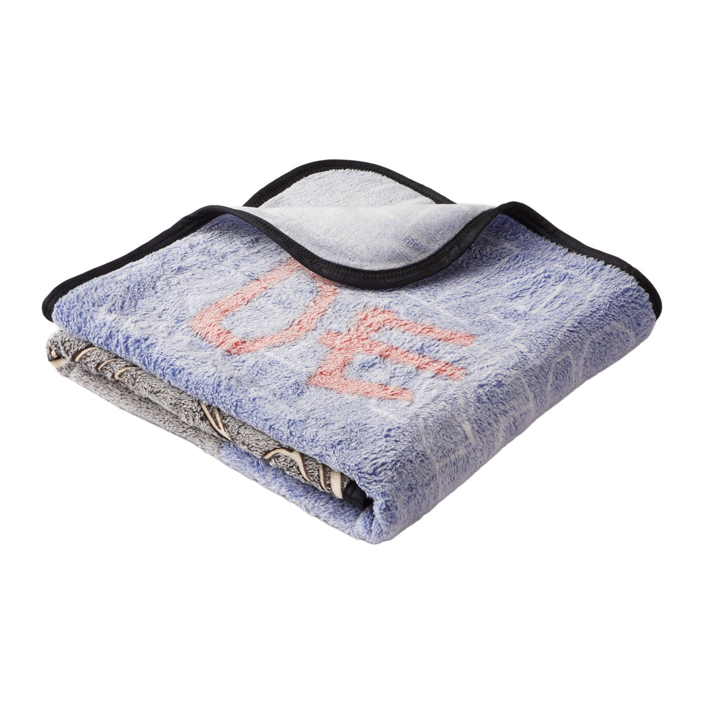 Decorative Knitted Kids Fleece Throw Blanket, 46x60, Glows-In-The-Dark - Lightweight Plush Warm Blanket for All Seasons Detail