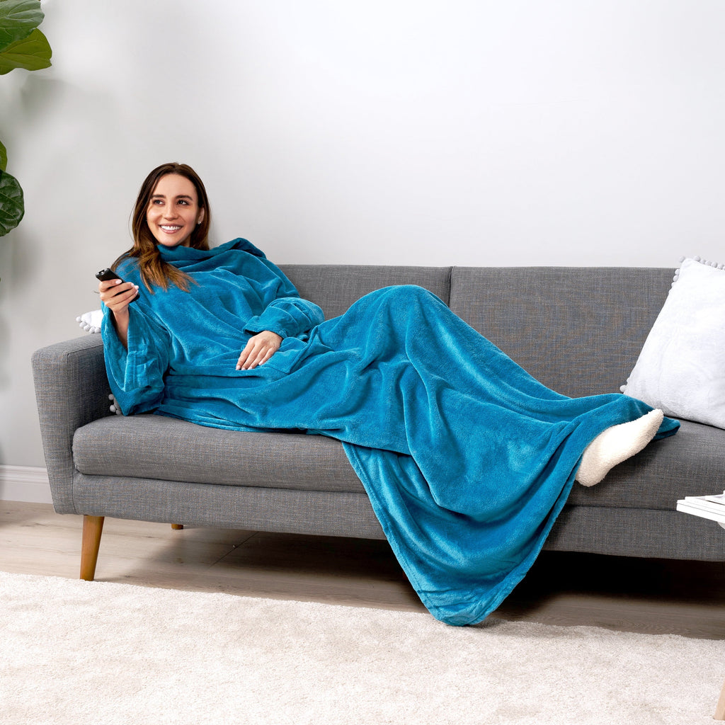 Decorative Knitted Wearable Blanket with Sleeves for Adult Women Men, Cozy Fleece Warm Wrap Throw Blanket with Arms, Pocket, Gifts for C... - Super Soft Reversible Sherpa Flannel Blanket Detail