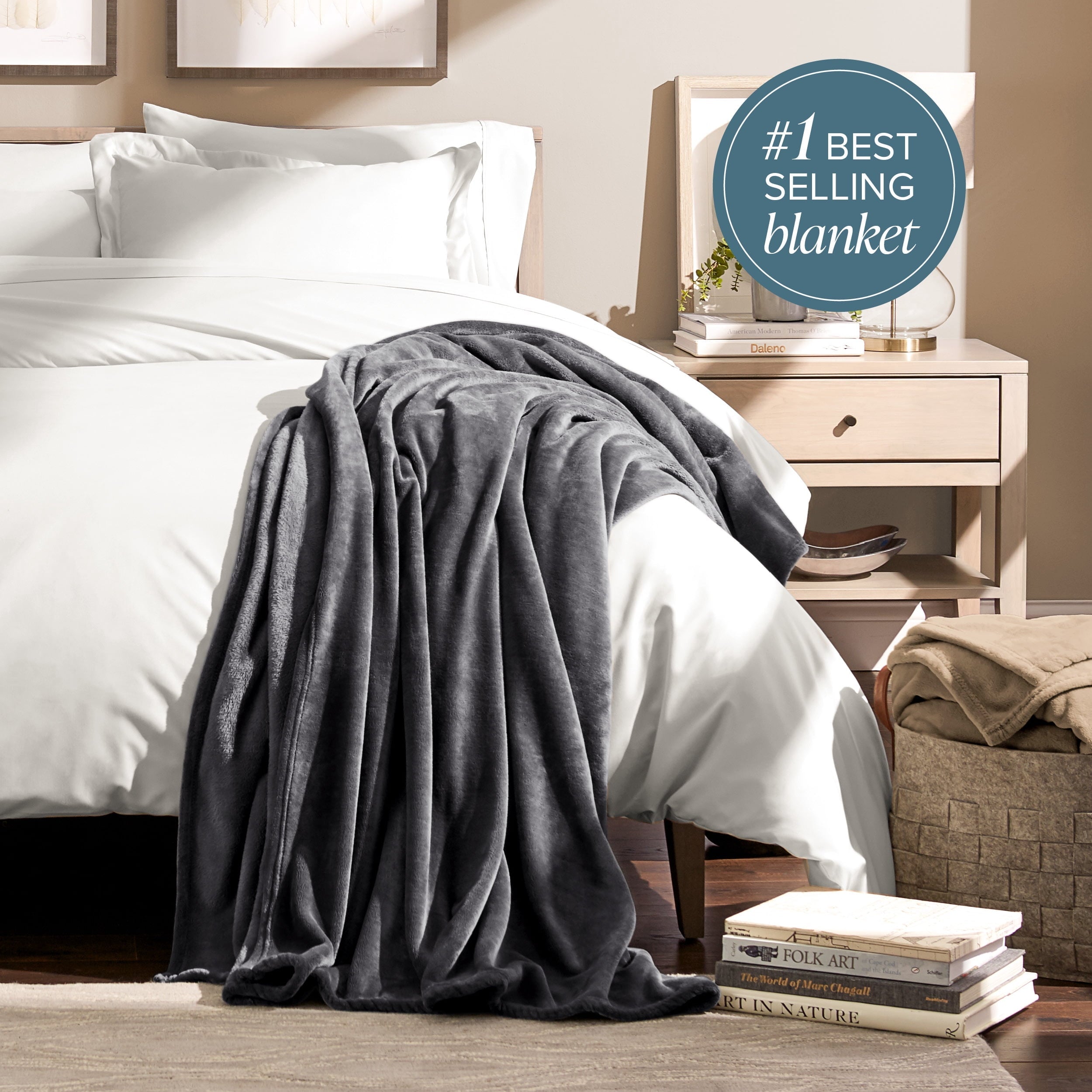 Reversible Sherpa Microplush Fleece Blanket - 300 GSM - Fuzzy Microfleece - Soft & Plush - Full/Queen, Gray - Cozy Fleece Throw Blanket for Couch & Bed Detail