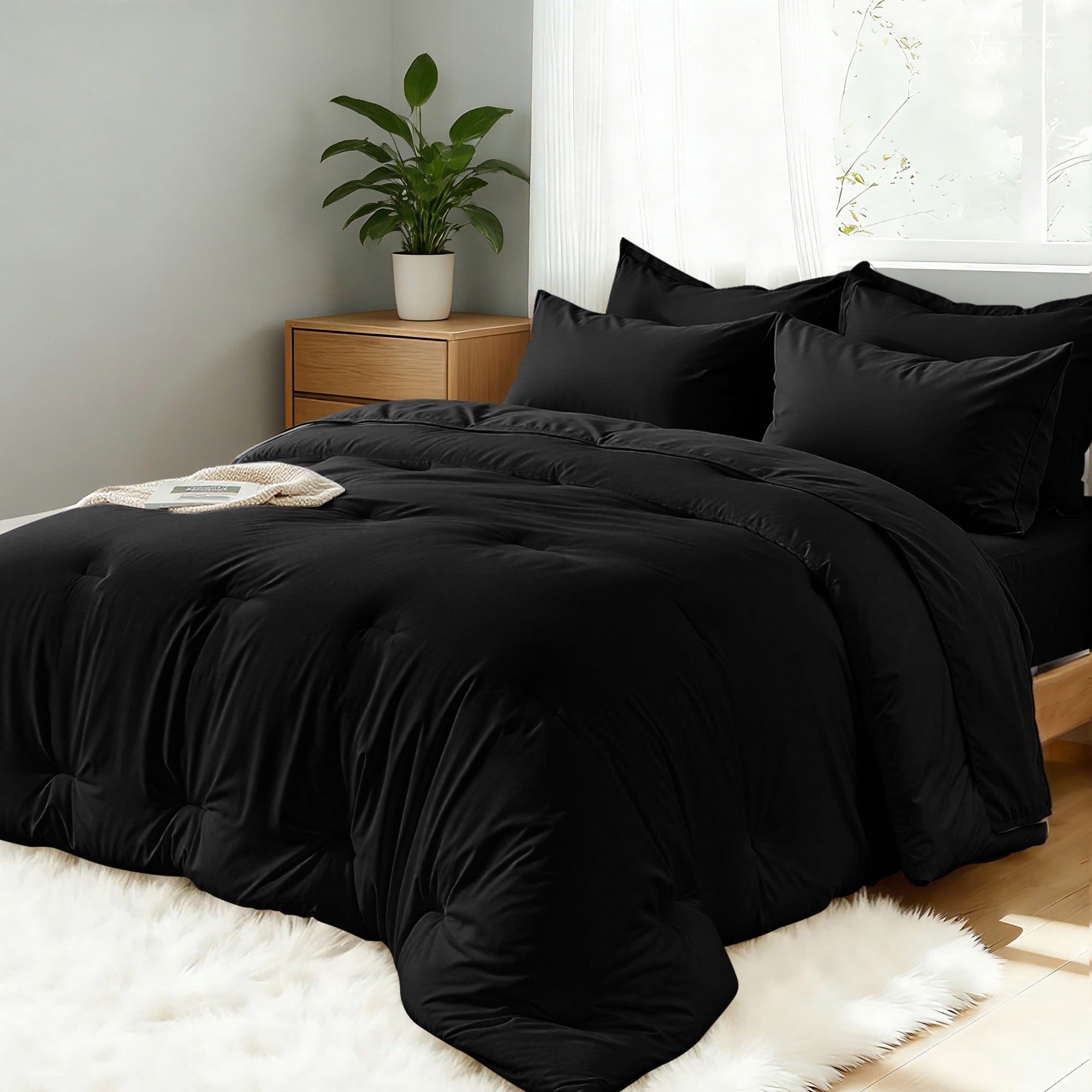 Fluffy Down Alternative 5-Piece Bed in Bag - Twin Size Comforter Sets, Pillowcases & Sheet Collection for Cozy Bedding Sets Black - All-Season Down Alternative Comforter Insert Detail