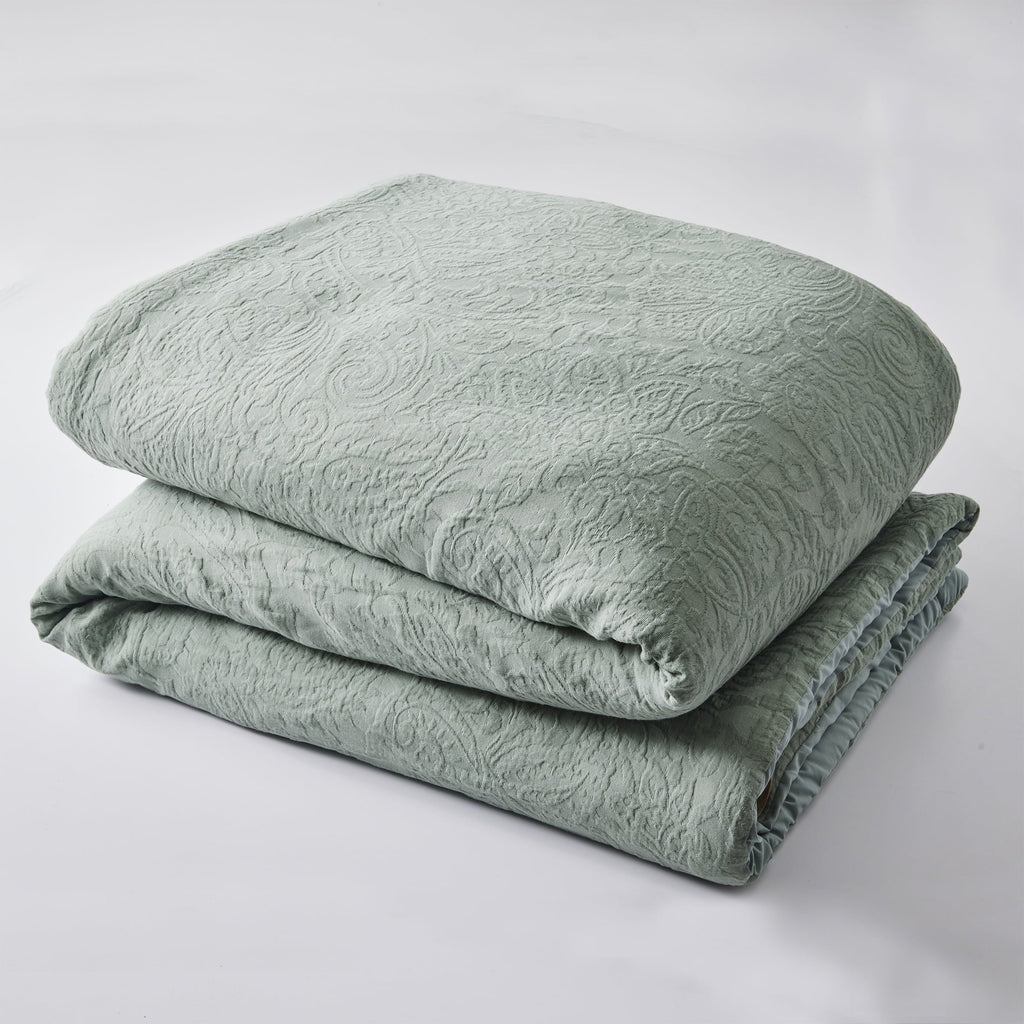 Hypoallergenic Cloud 3-Piece Sage Floral Comforter Set, Full/Queen - Hypoallergenic Ultra-Fluffy Quilt for Winter Detail