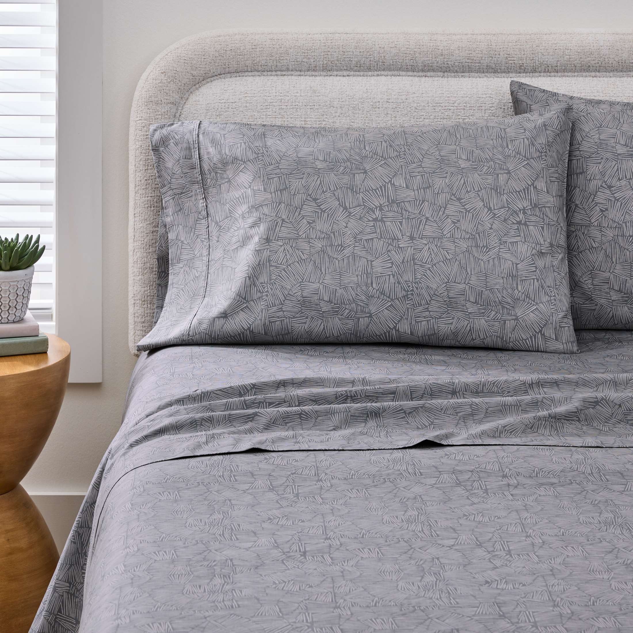 Cooling Sateen 300 Thread Count 3-Piece Cotton Percale Ziggy Geo Print Grey Flannel Bed Sheet Set, Twin - Luxury Bed Sheet Set with Deep Pockets Detail
