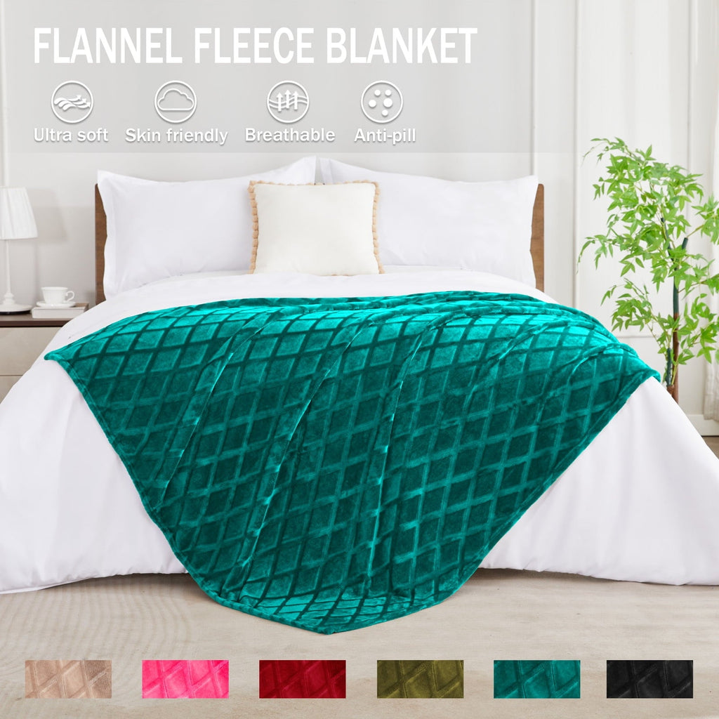 Cozy Fleece Large Soft Throw Blanket for Couch, 50x70 Inches Diamond Geometry Pattern Velvet Fleece Blanket, Cozy, Warm and Light... - Lightweight Plush Warm Blanket for All Seasons Detail