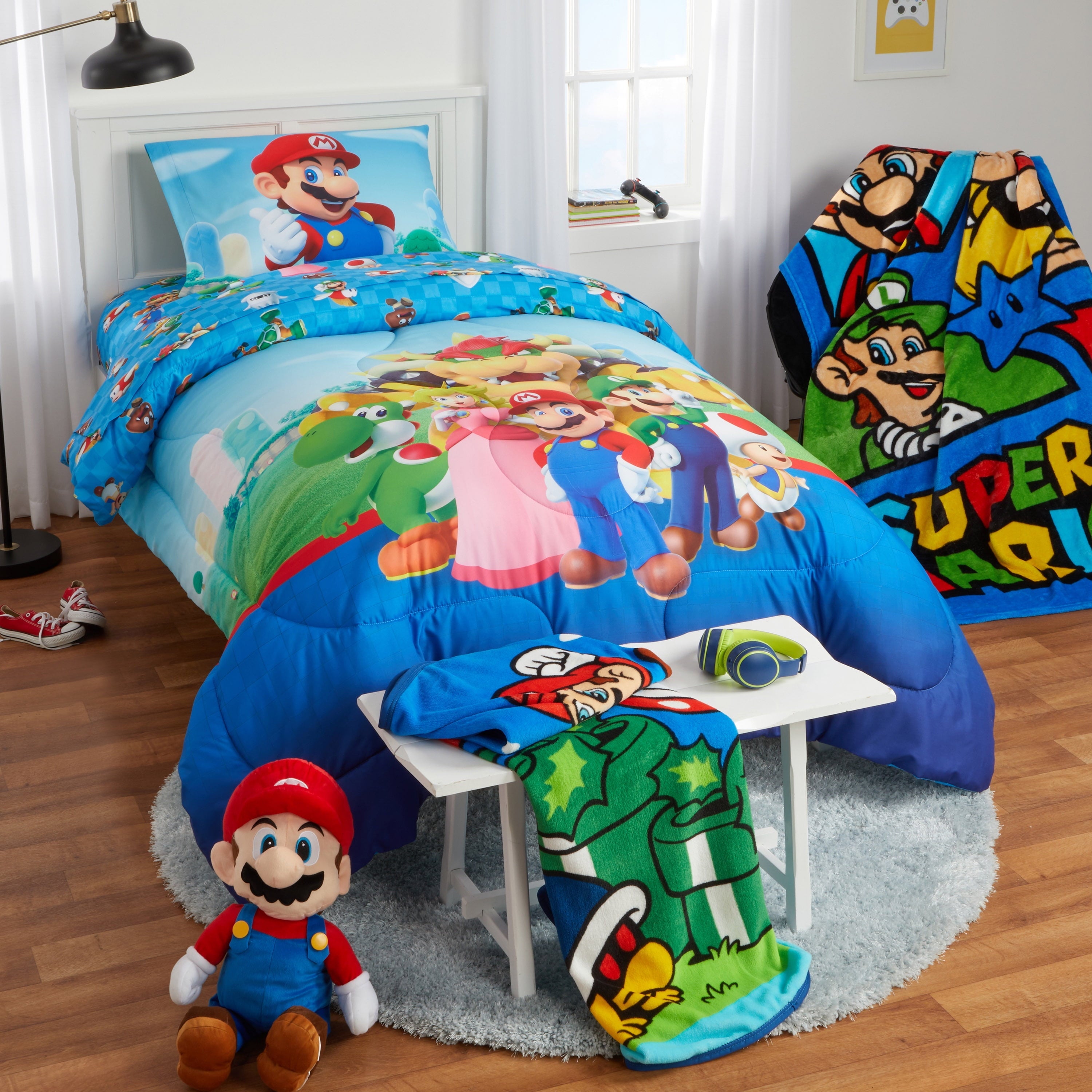 Heavyweight Warmth Kids Comforter and Pillowcase, 2-Piece Set, Twin/Full, Reversible - Hypoallergenic Ultra-Fluffy Quilt for Winter Detail
