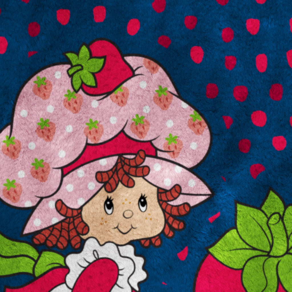Cozy Fleece Strawberry Shortcake Berry Meadows 46" x 60" Coral Fleece Throw Blanket, Kids, Polyester, Navy - Luxury Knitted Decorative Throw Blanket with Fringes Detail