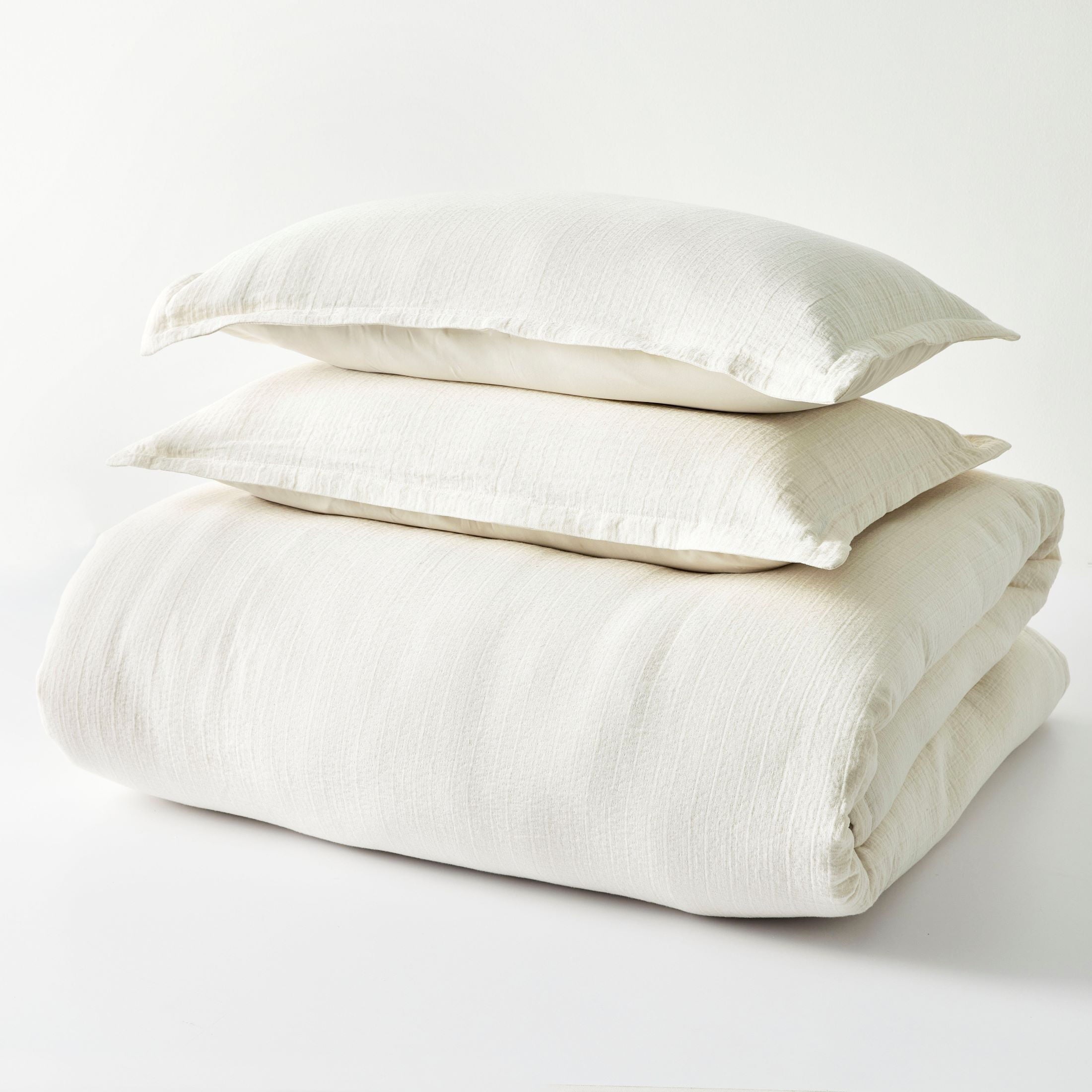 Fluffy Down Alternative 3-Piece Cream Gauze Comforter Set, Adult Full/Queen - Luxurious Quilted Duvet Cover Set Detail