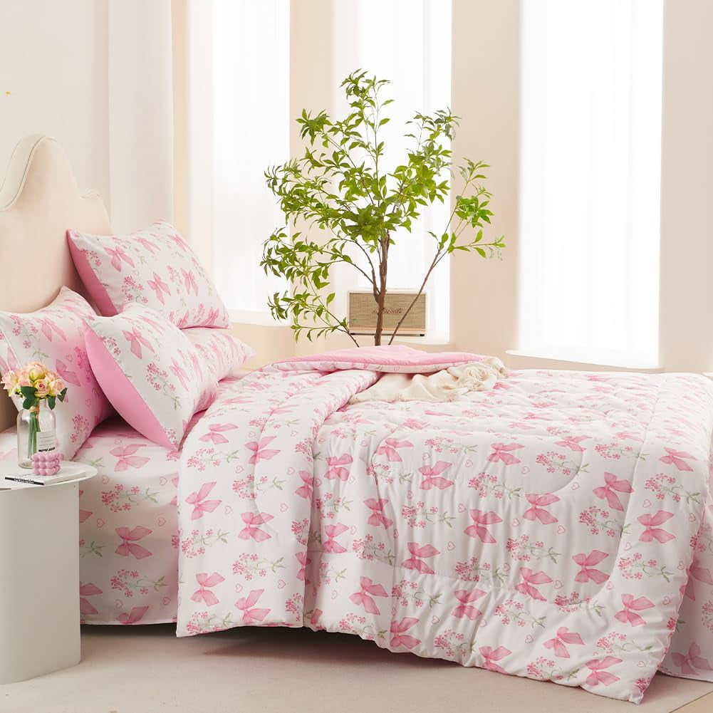 Fluffy Down Alternative Pink Bowknot Girls Comforter Set Twin Size, 3 Pieces Bows Princess Style Bedding Set for Girls for All Season - Cloud-Like Soft Lightweight Bed Comforter Detail