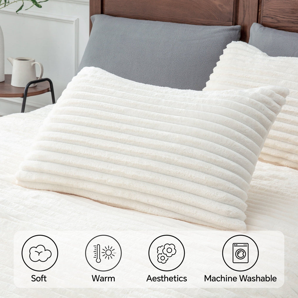 Luxurious Quilted Fleece Queen Comforter Set -Super Soft & Warm Fluffy White Bedding, Luxury Fuzzy Heavy Bed Set for Winter with 2 Pill... - Cloud-Like Soft Lightweight Bed Comforter Detail