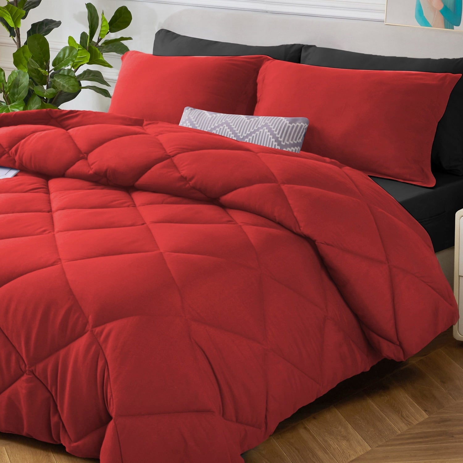 Luxurious Quilted 7 Piece Reversible Queen Comforter Set - Red Quilted Down Alternative Bedding All Season Super Soft Microfiber Bed in... - Luxurious Quilted Duvet Cover Set Detail