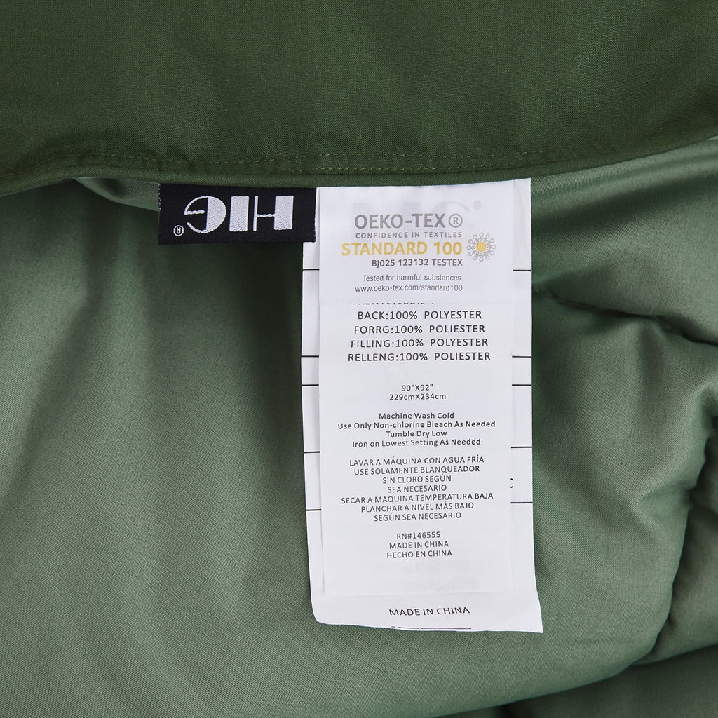 Hypoallergenic Cloud Light Weight Down Alternative Comforter Set, Queen, Green, Reversible - All-Season Down Alternative Comforter Insert Detail