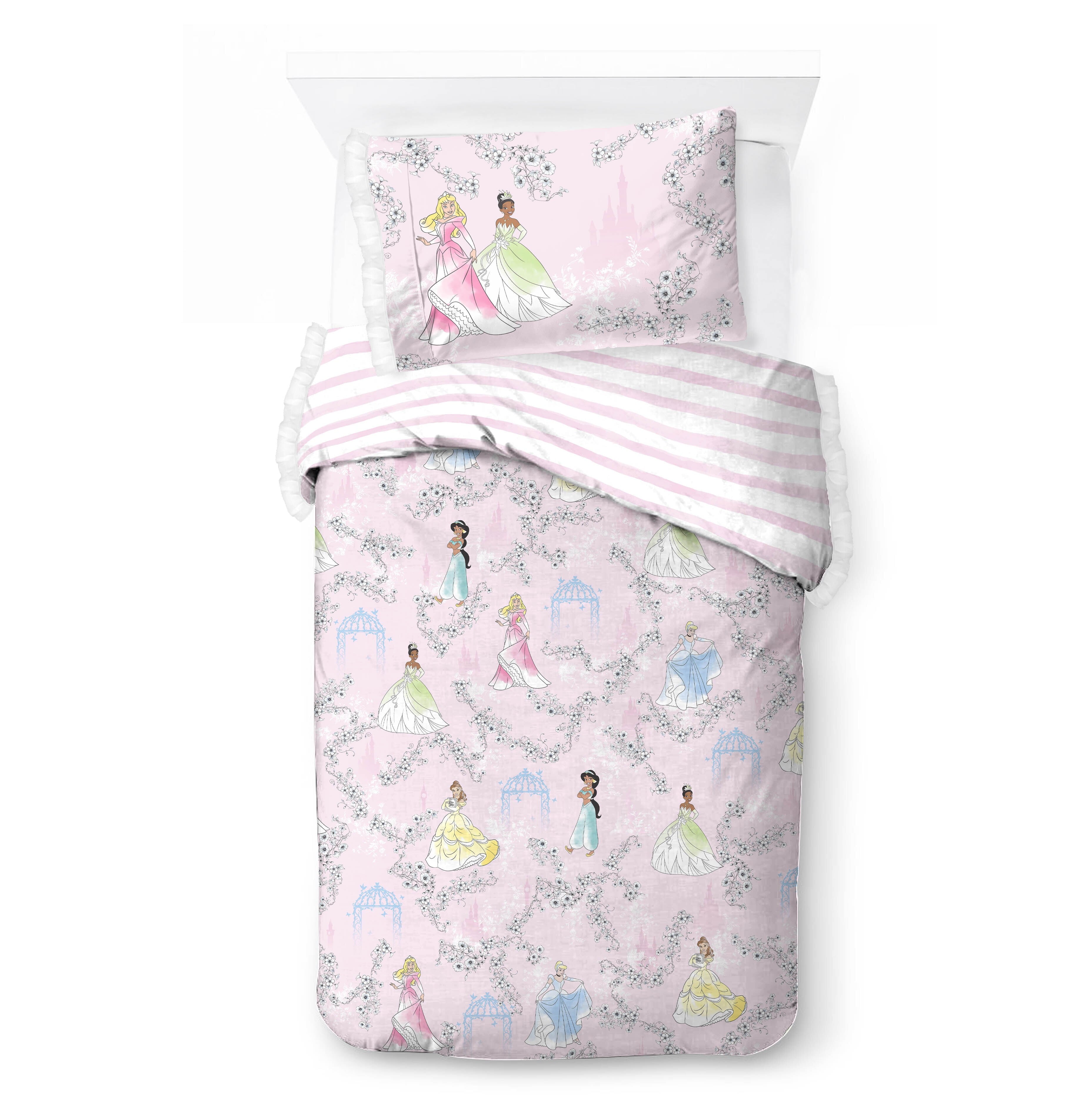Hypoallergenic Cloud Princess Floral Gardens 2-Piece Twin/Full Reversible Comforter Set, Polyester Microfiber, Pink & White - Cloud-Like Soft Lightweight Bed Comforter Detail