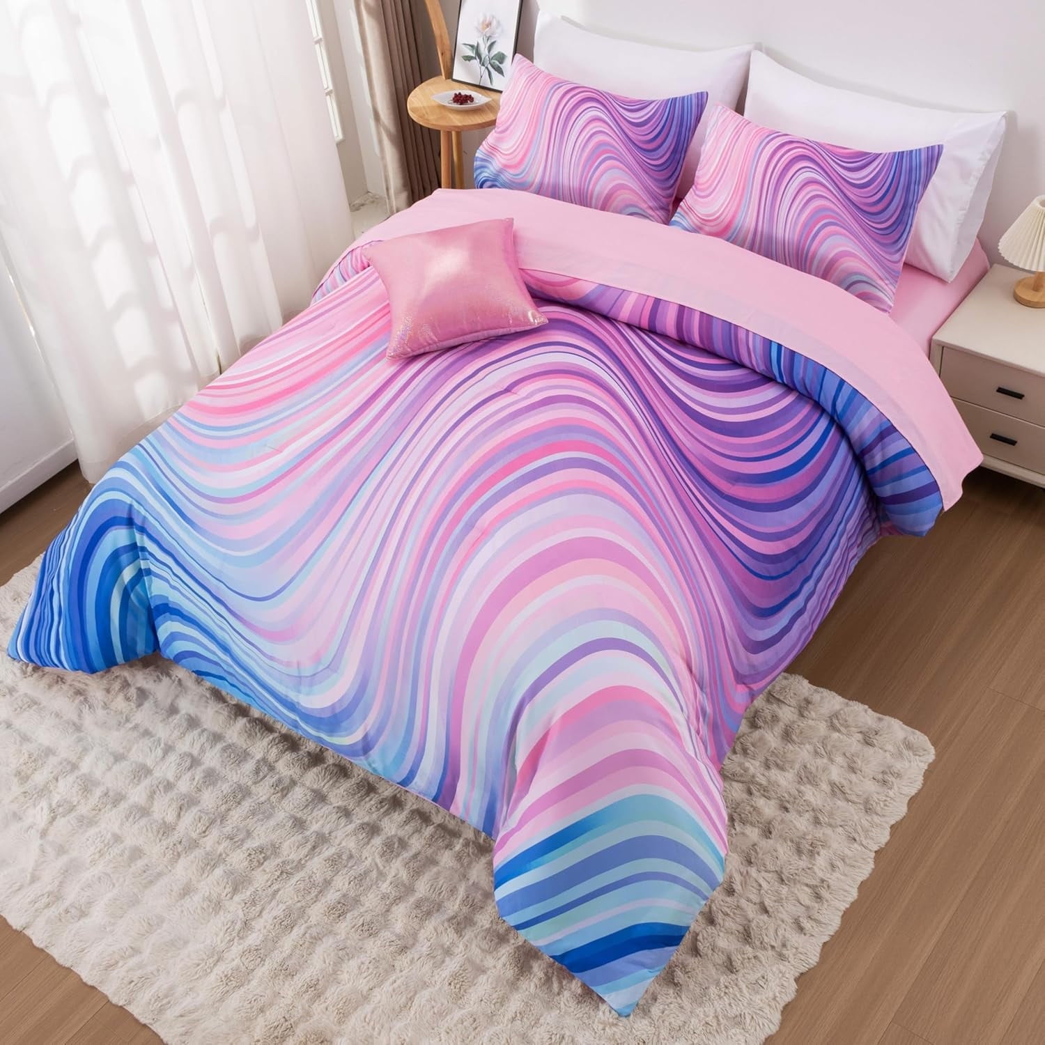 All-Season 6 Pieces Gradient Star Ring Comforter Set, Colorful Glitter Rainbow Wave Stripes Pattern Bedding Set for Boys Girls T... - Luxurious Quilted Duvet Cover Set Detail