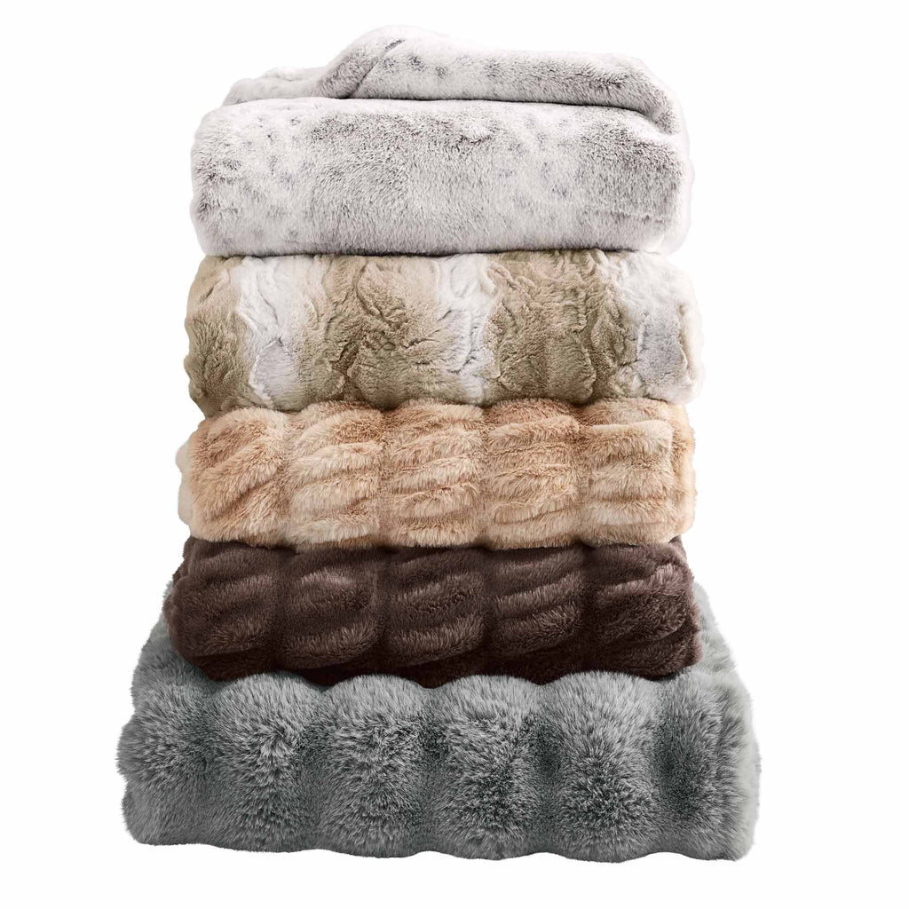 Decorative Knitted Almond Biscuit Ombre Faux Fur Throw, 50"x72" - Super Soft Reversible Sherpa Flannel Blanket Detail