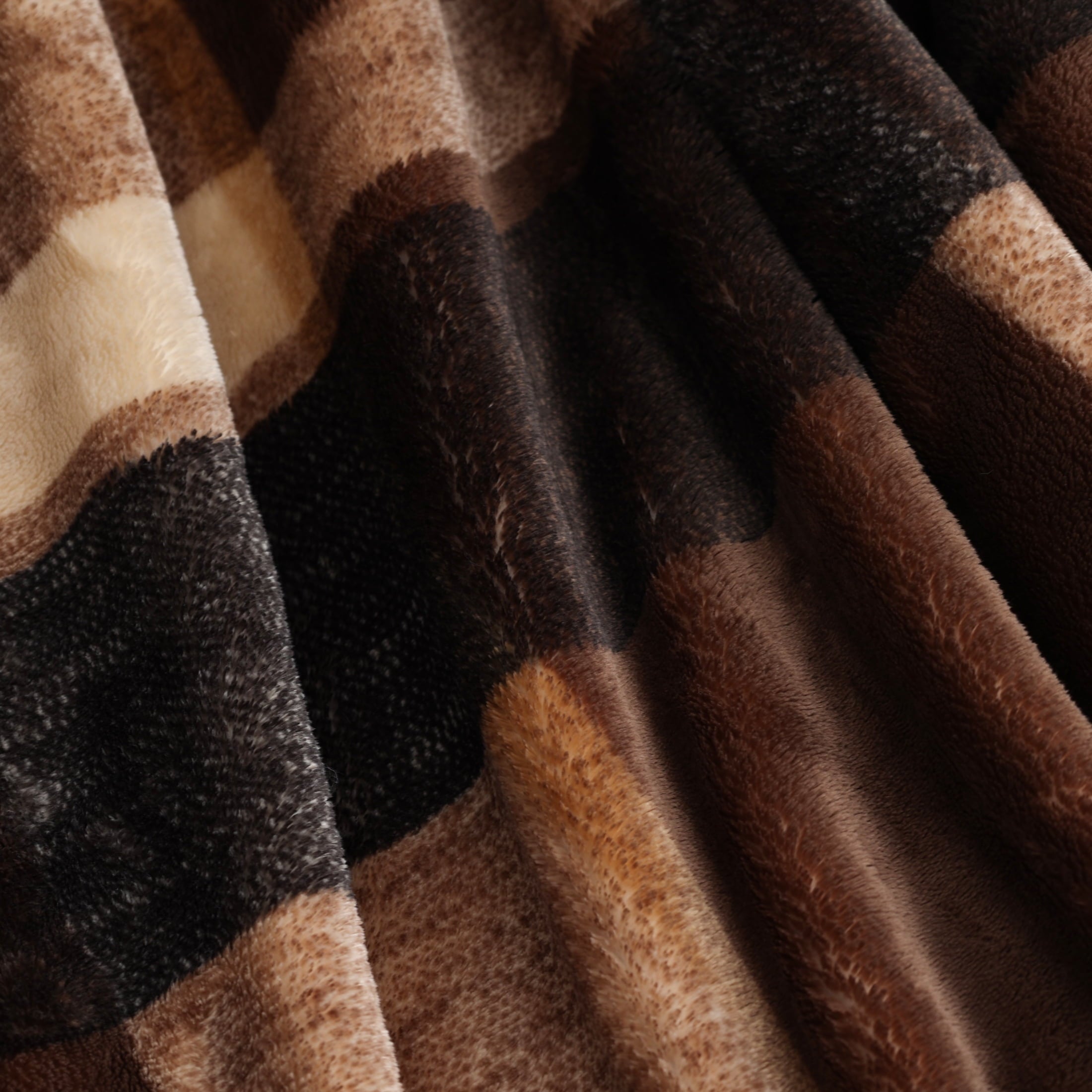 Super Soft Flannel Printed Velvet Plush Super Soft Throw Blanket, Oversized, Shelton Brown Plaid - Lightweight Plush Warm Blanket for All Seasons Detail