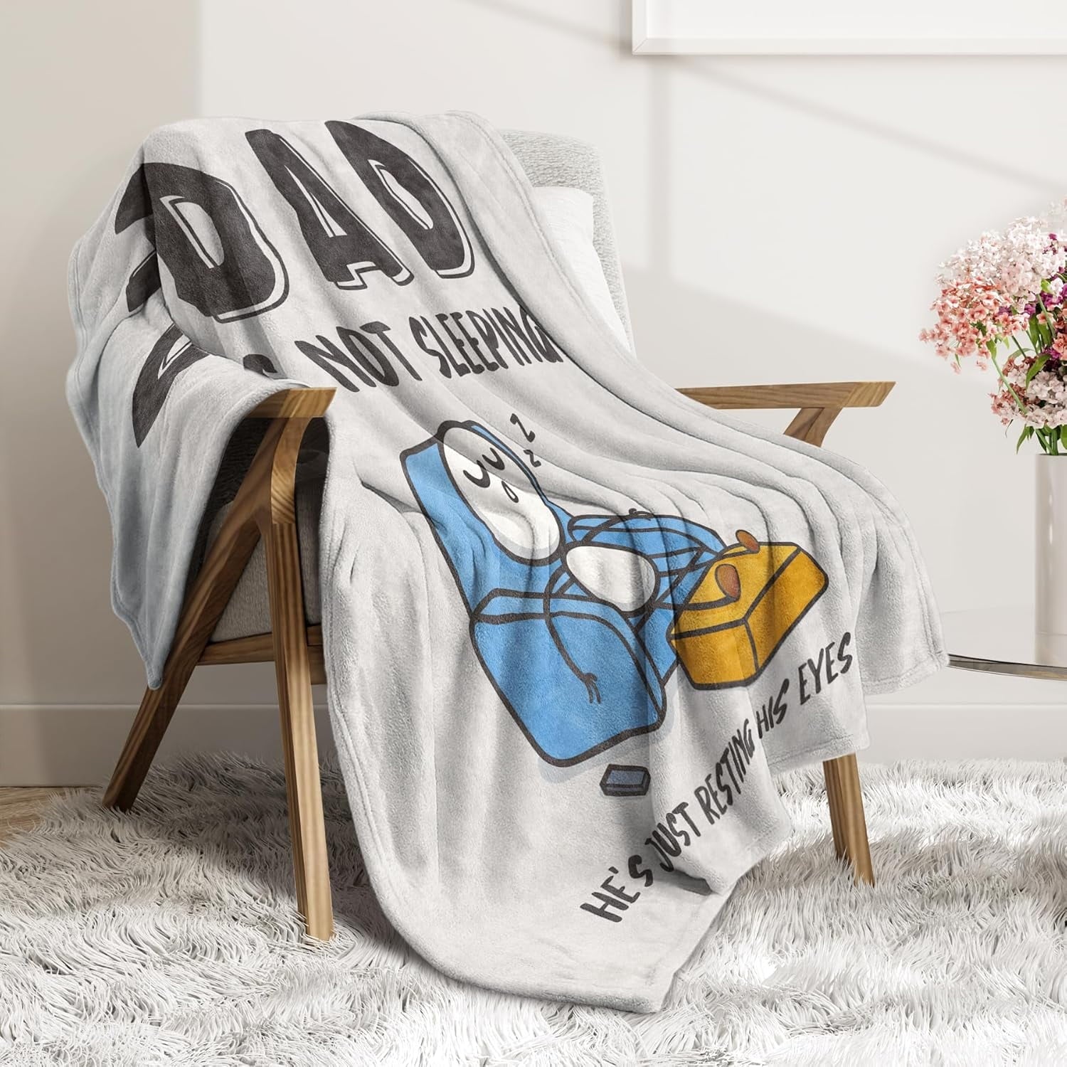 Cozy Fleece Funny Fathers Day Dad Gifts , Dads Birthday Gifts, Dad is Not Sleeping Blanket, Super Soft Throws Blanket for Napping - Super Soft Reversible Sherpa Flannel Blanket Detail
