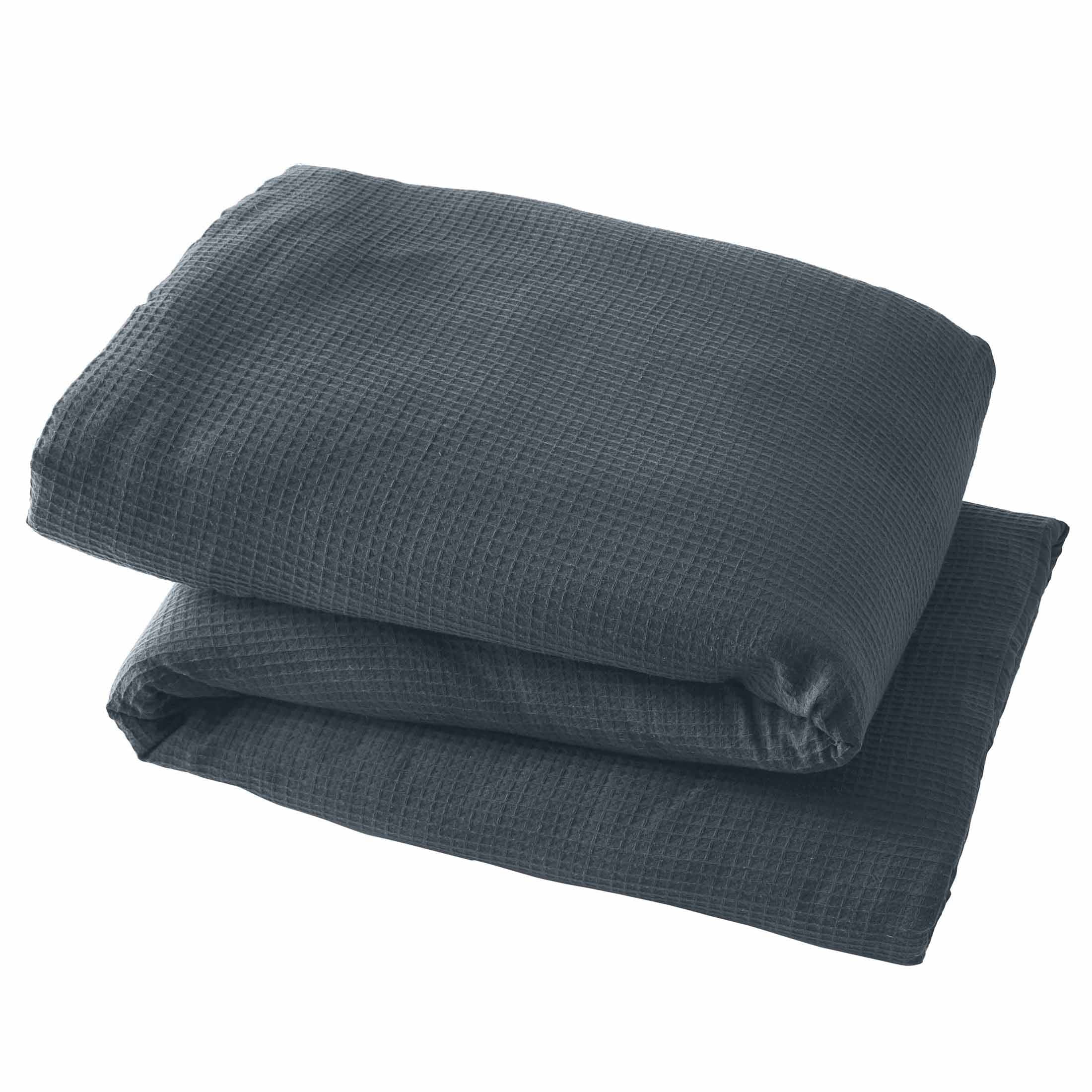 All-Season 3-Piece Grey Waffle Comforter Set, Adult Full/Queen - Luxurious Quilted Duvet Cover Set Detail