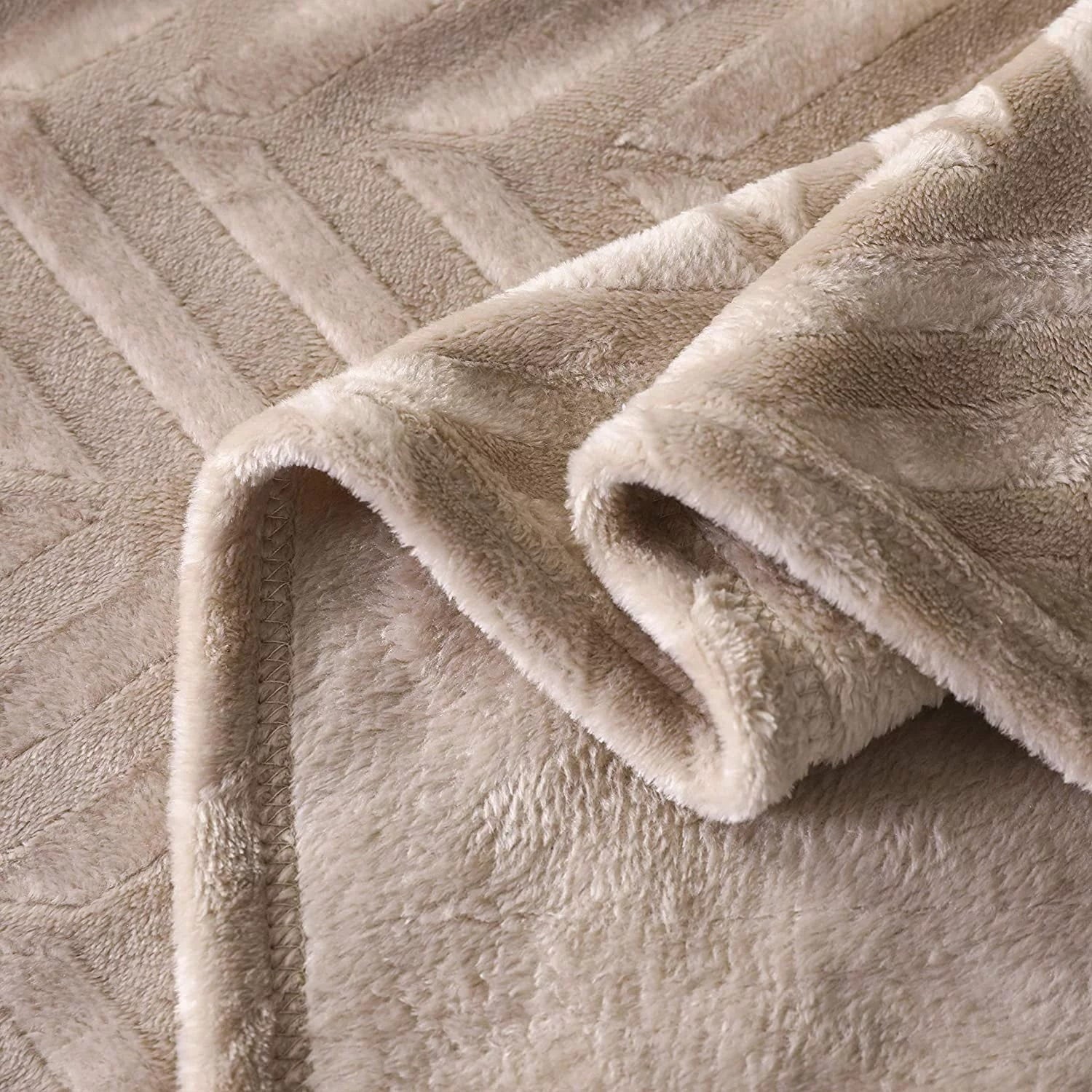 Decorative Knitted Soft Flannel Fleece Lightweight 50"x60" Throw Blanket, Brushed Chevron Design Fluffy Plush Cozy Blanket for All Seaso... - Super Soft Reversible Sherpa Flannel Blanket Detail