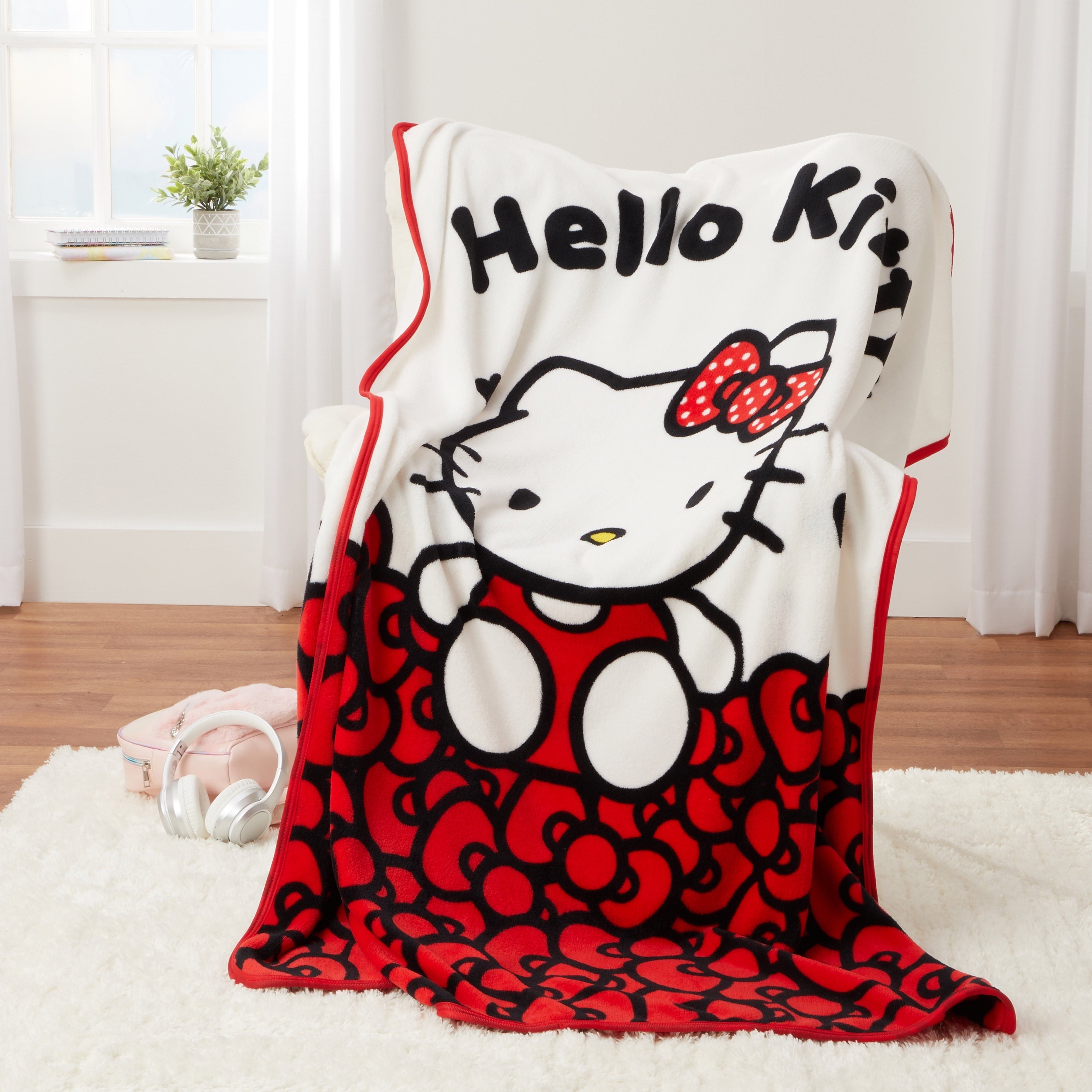 Lightweight Warm Kids Red White Print Fleece Throw Blanket, 46 x 60 - Luxury Knitted Decorative Throw Blanket with Fringes Detail