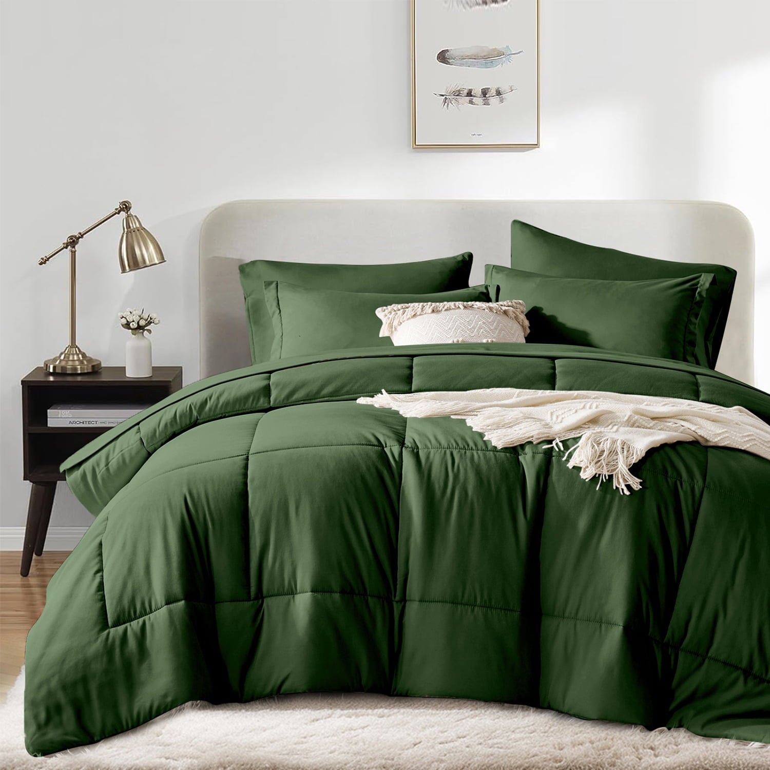 Hypoallergenic Cloud Queen Comforter Set Forest Green Bed in a Bag Queen Size 7 Pieces Soft Bed Set Lightweight Microfiber Green Bedding C... - Hypoallergenic Ultra-Fluffy Quilt for Winter Detail