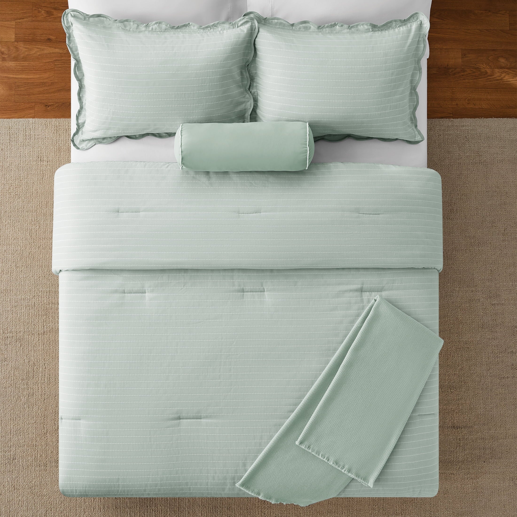 Heavyweight Warmth Full/Queen Comforter Set, All-Season, 5-Piece, Sage Pick Stitch Scallop - Hypoallergenic Ultra-Fluffy Quilt for Winter Detail