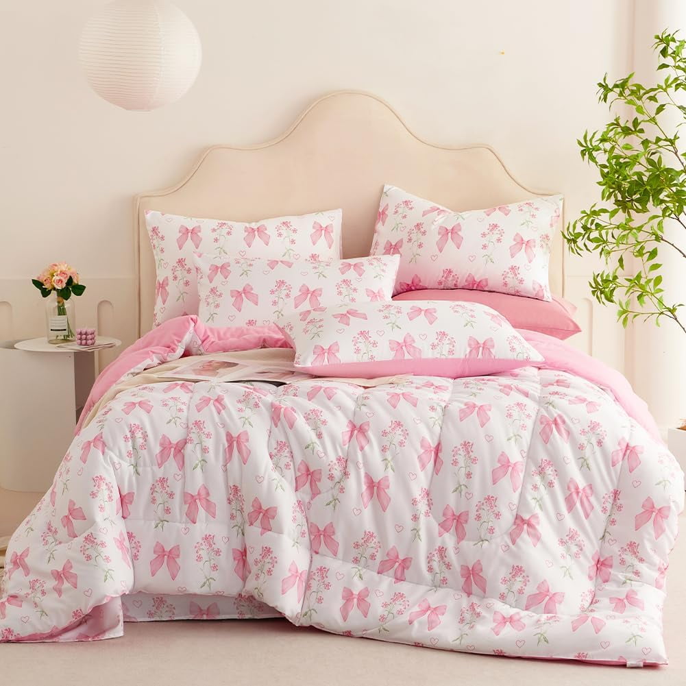 Fluffy Down Alternative Pink Bowknot Girls Comforter Set Twin Size, 3 Pieces Bows Princess Style Bedding Set for Girls for All Season - Cloud-Like Soft Lightweight Bed Comforter Detail