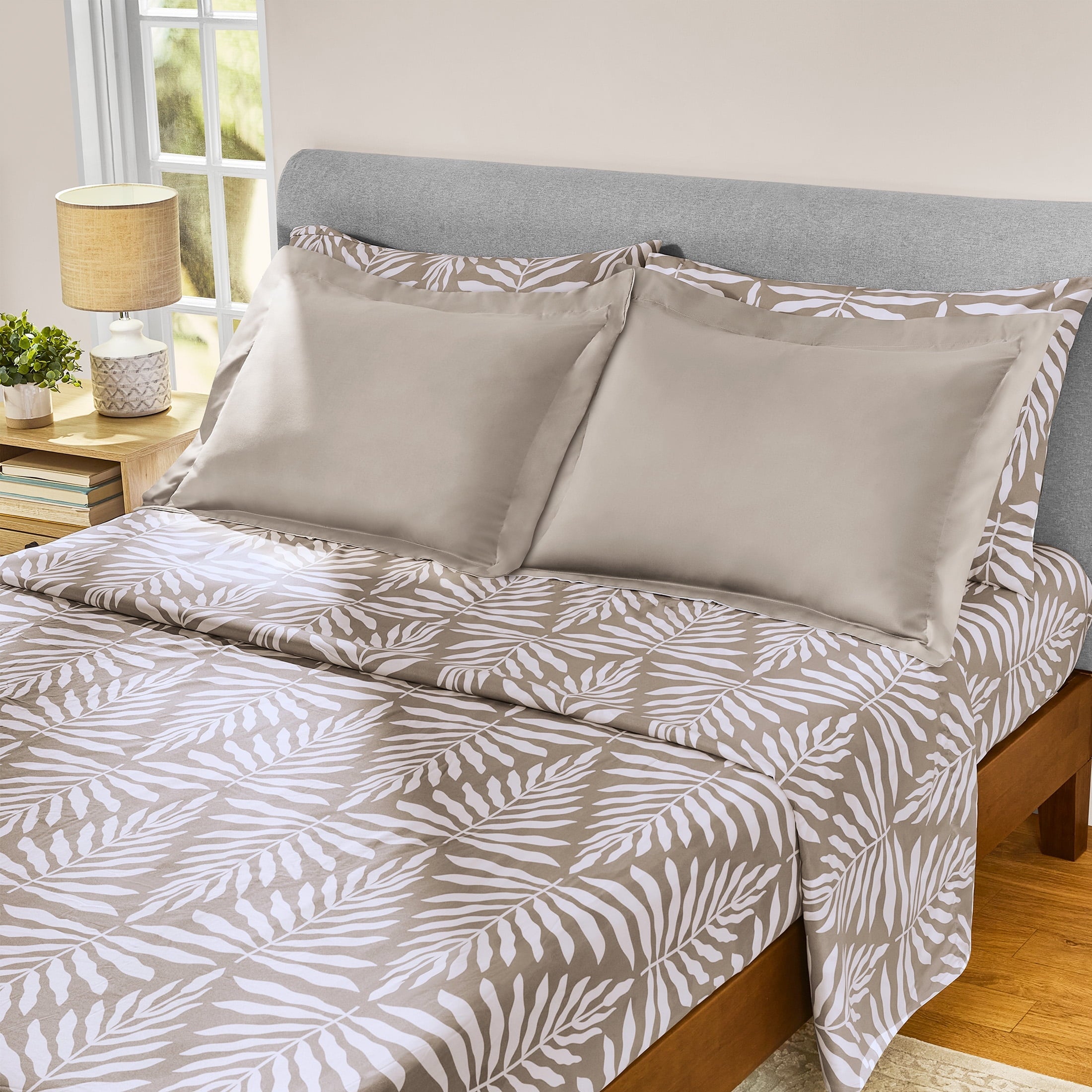 Fluffy Down Alternative All in One Reversible Comforter and Sheet Set- 7 Piece, Queen, Beige Palm - All-Season Down Alternative Comforter Insert Detail