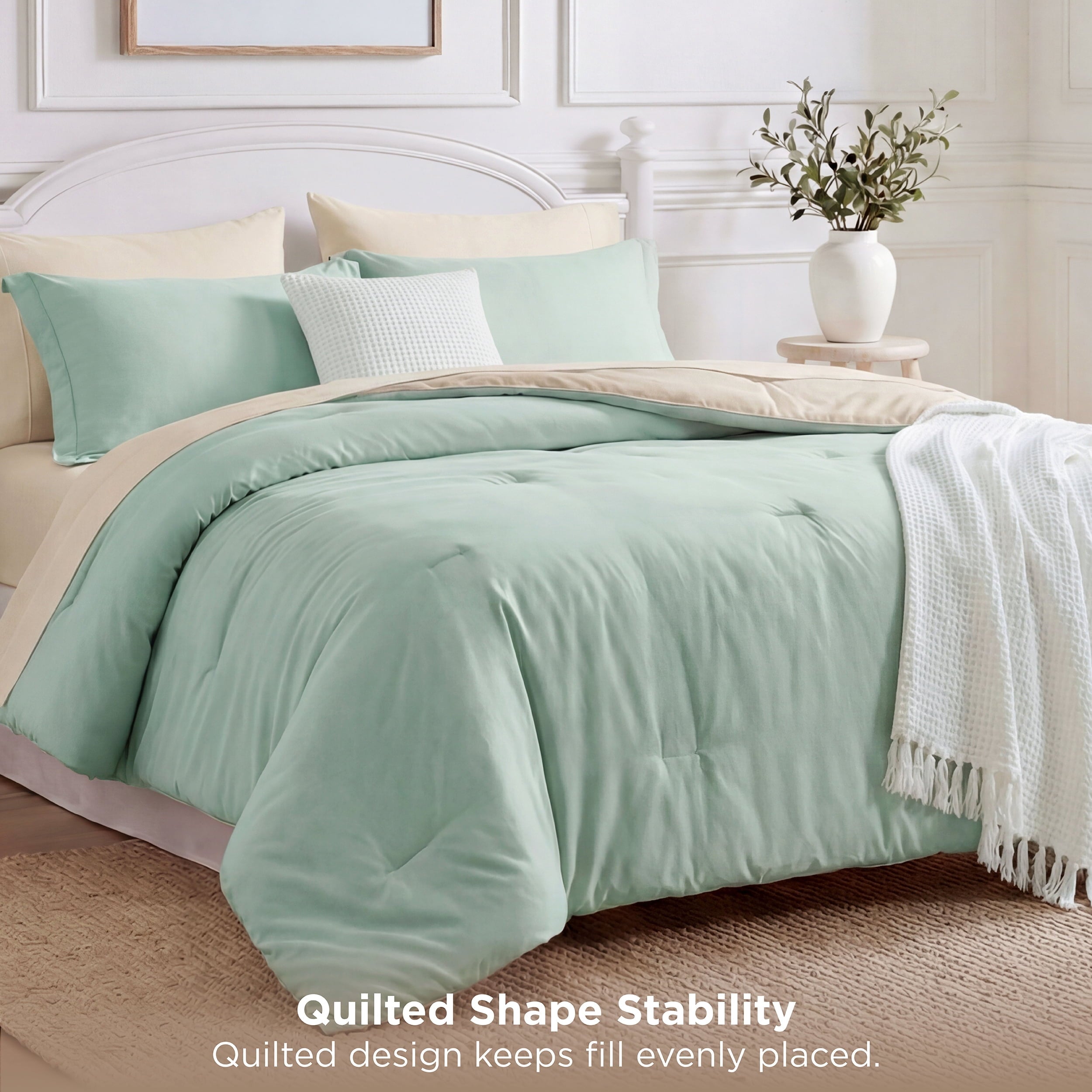 Luxurious Quilted Queen Comforter Set Sage Green, 7 Pieces Lightweight Queen Bedding Sets, Contrasting Design - Luxurious Quilted Duvet Cover Set Detail
