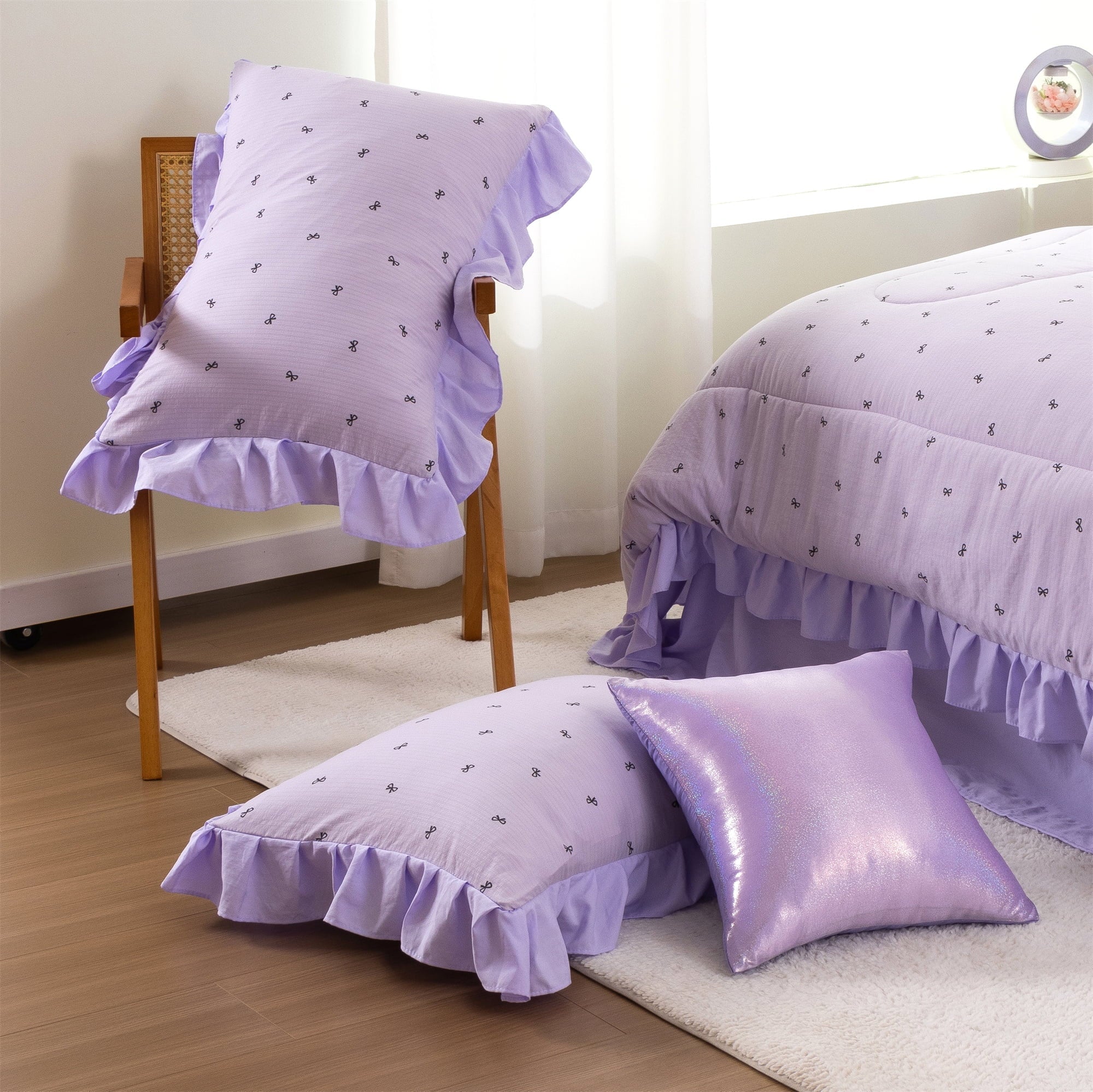 Fluffy Down Alternative 6 Piece Delicate Bows Purple Bedding Set Ruffle Princess Style Comforter Set Bed in a Bag - Luxurious Quilted Duvet Cover Set Detail