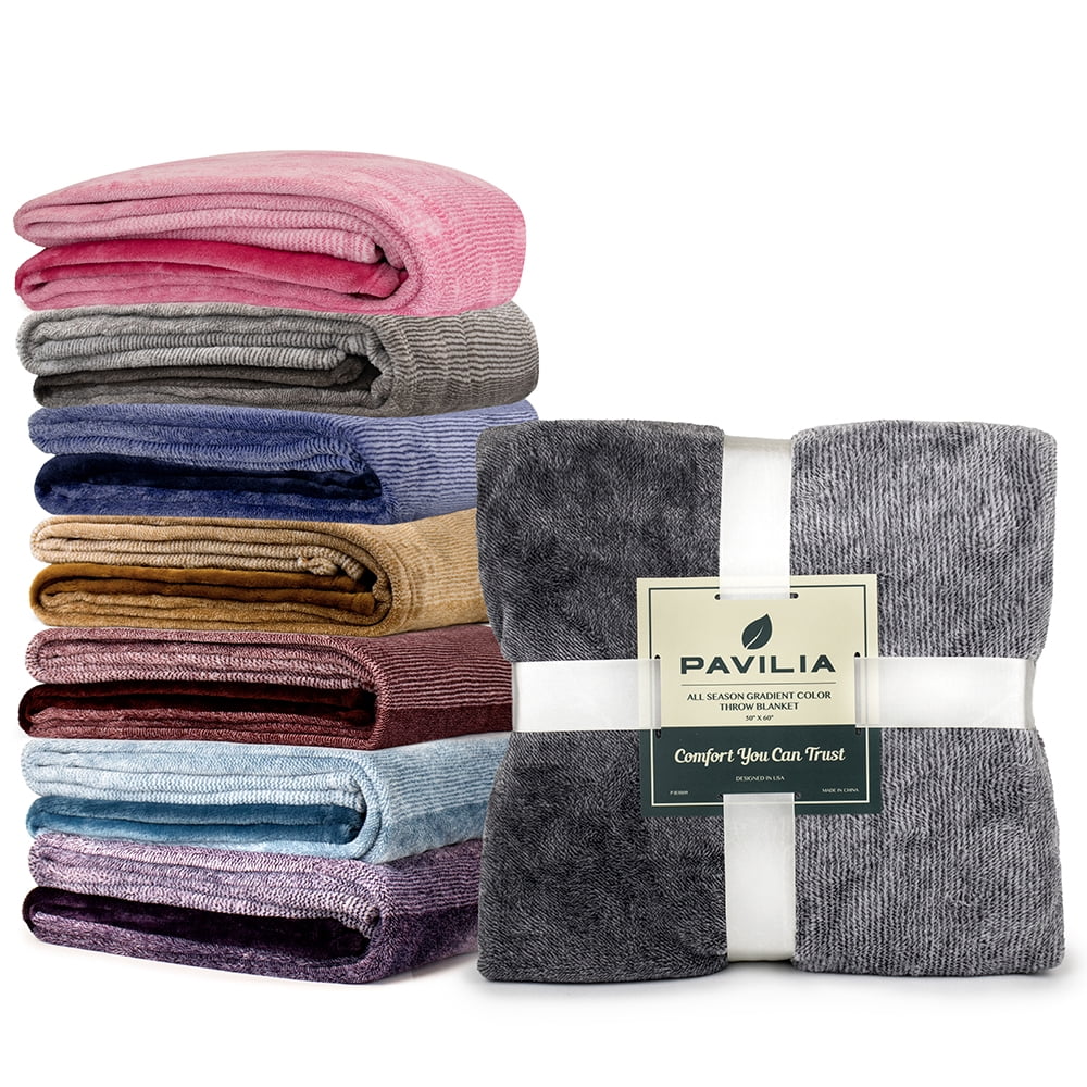 Decorative Knitted Flannel Fleece Ombre Throw Blanket for Couch | Super Soft Cozy Microfiber Couch Blanket | Gradient Decorative Accent ... - Cozy Fleece Throw Blanket for Couch & Bed Detail