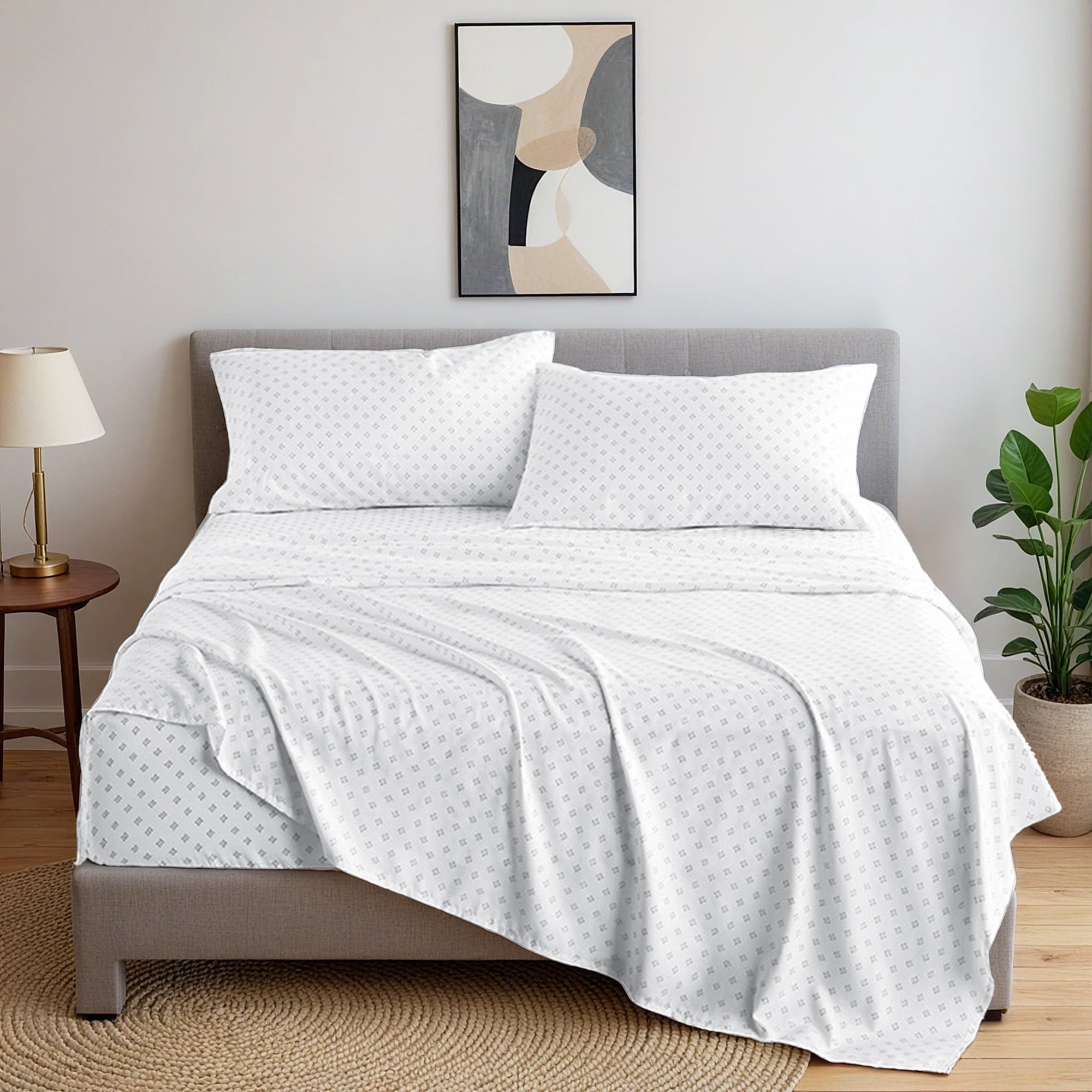 Fluffy Down Alternative Queen Size Comforter Set, 7-Piece Reversible Bed in a Bag with Sheets, Navy - All-Season Down Alternative Comforter Insert Detail