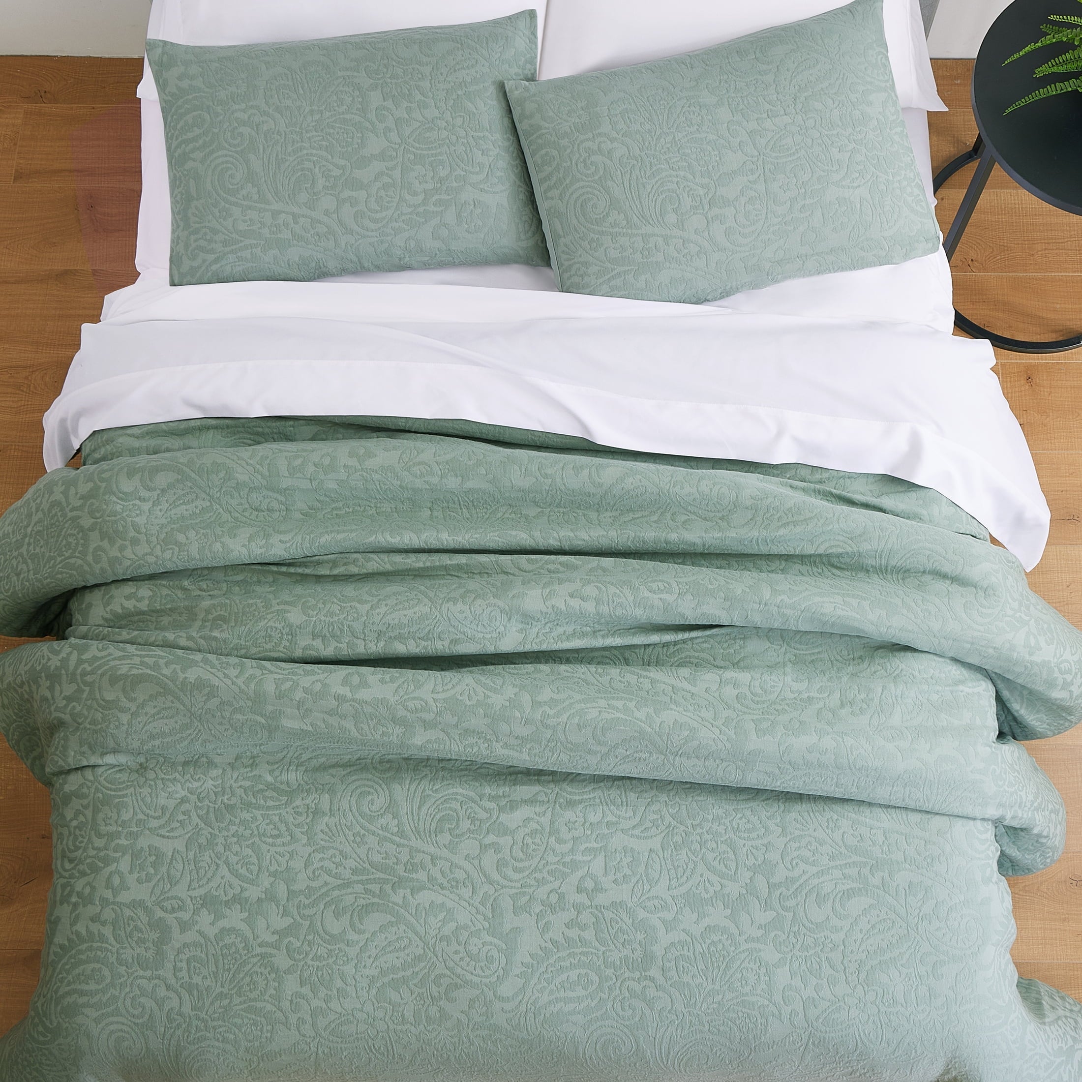 Hypoallergenic Cloud 3-Piece Sage Floral Comforter Set, Full/Queen - Hypoallergenic Ultra-Fluffy Quilt for Winter Detail