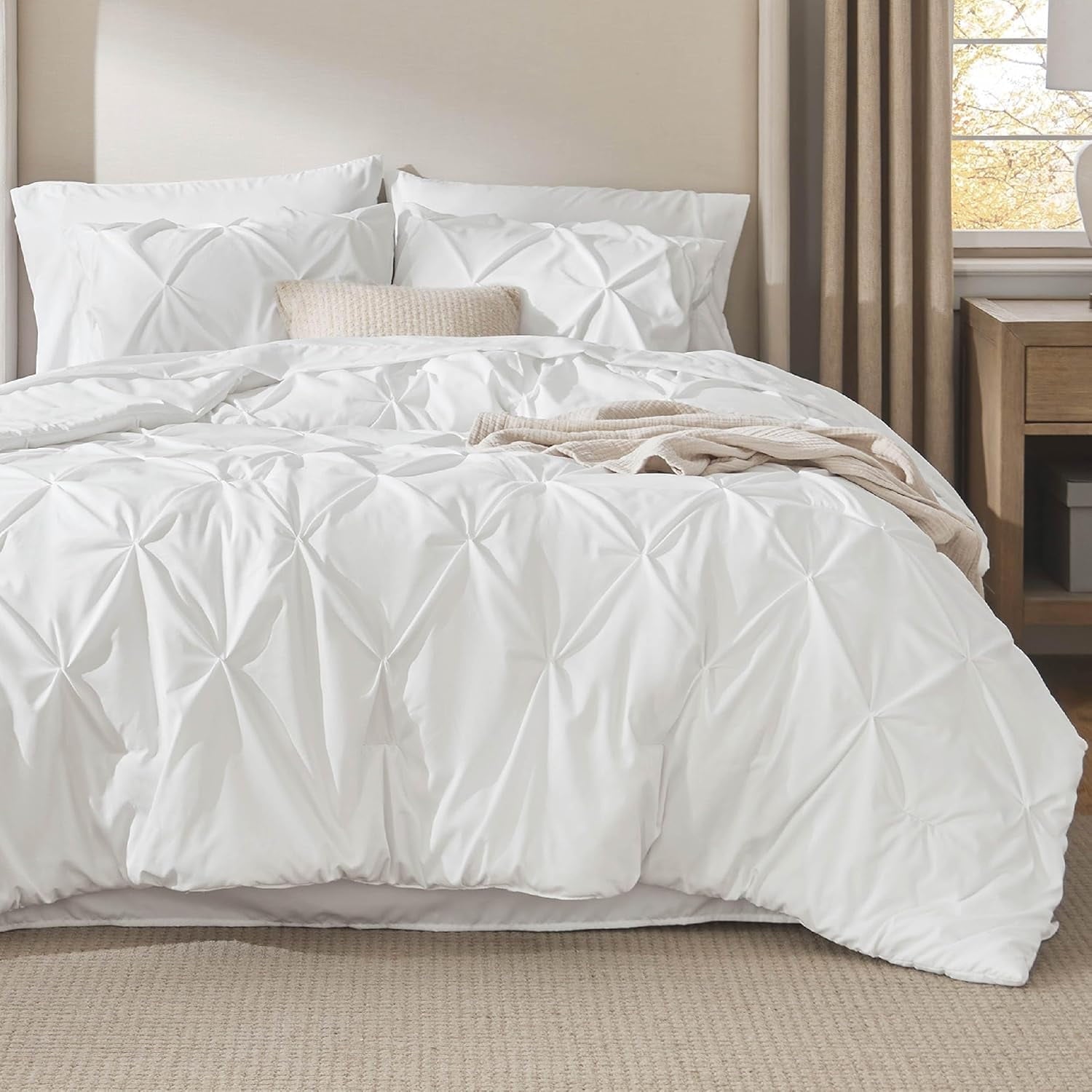 Hypoallergenic Cloud White Queen Comforter Set- 7 Pieces Pintuck Bedding Set with Comforters, Sheets, Pillowcases & Shams - Hypoallergenic Ultra-Fluffy Quilt for Winter Detail
