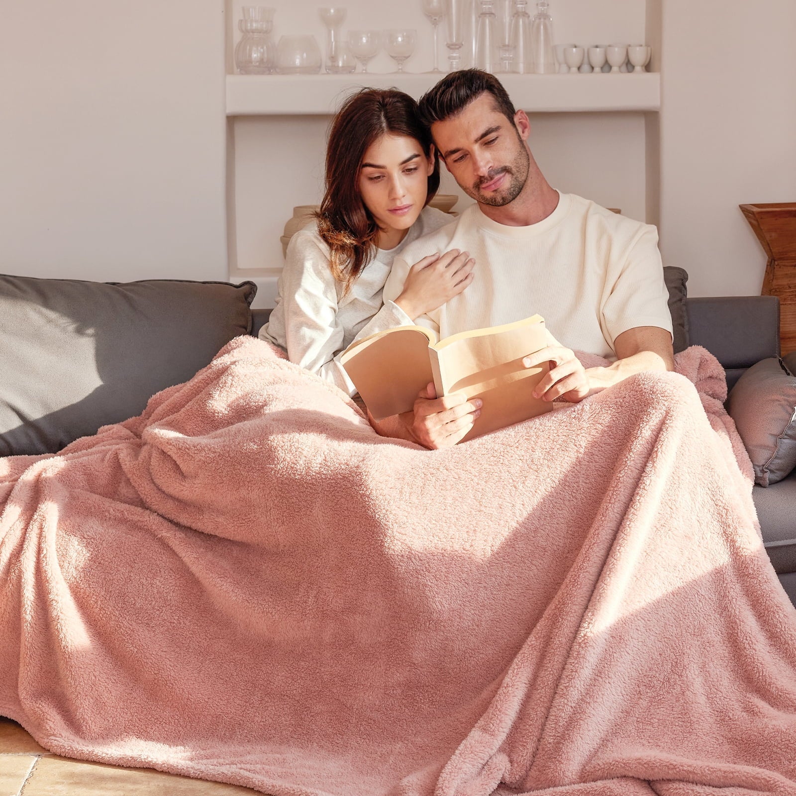 Reversible Sherpa Soft Fleece Throw Blanket for Couch, Super Soft Velvet Plush Bed Blanket, 50x60 Inches, Pink - Luxury Knitted Decorative Throw Blanket with Fringes Detail