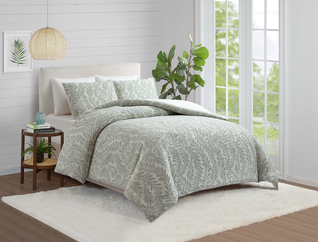 Luxurious Quilted Botanical 3-Piece Comforter Set, Green, Full Queen, All Ages - Luxurious Quilted Duvet Cover Set Detail