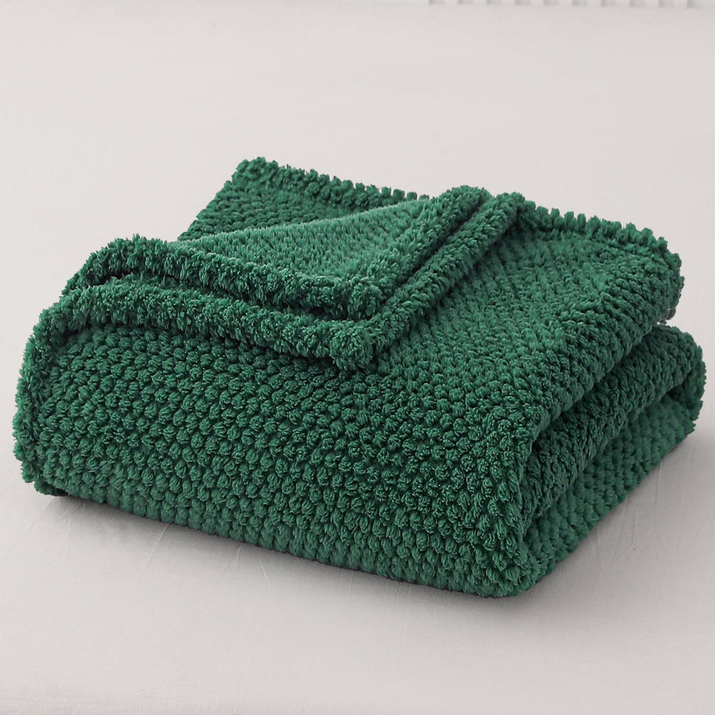 Lightweight Warm Fuzzy Fleece 50"x70" Throw Blanket for Couch, Fluffy Warm Soft Jacquard Blankets for Fall Winter, Lightweight and Coz... - Cozy Fleece Throw Blanket for Couch & Bed Detail