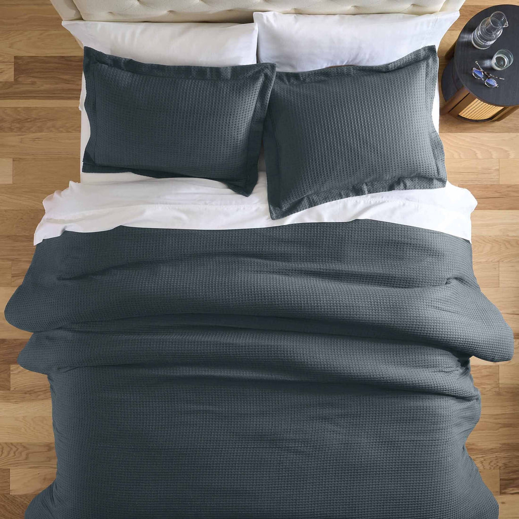 All-Season 3-Piece Grey Waffle Comforter Set, Adult Full/Queen - Luxurious Quilted Duvet Cover Set Detail