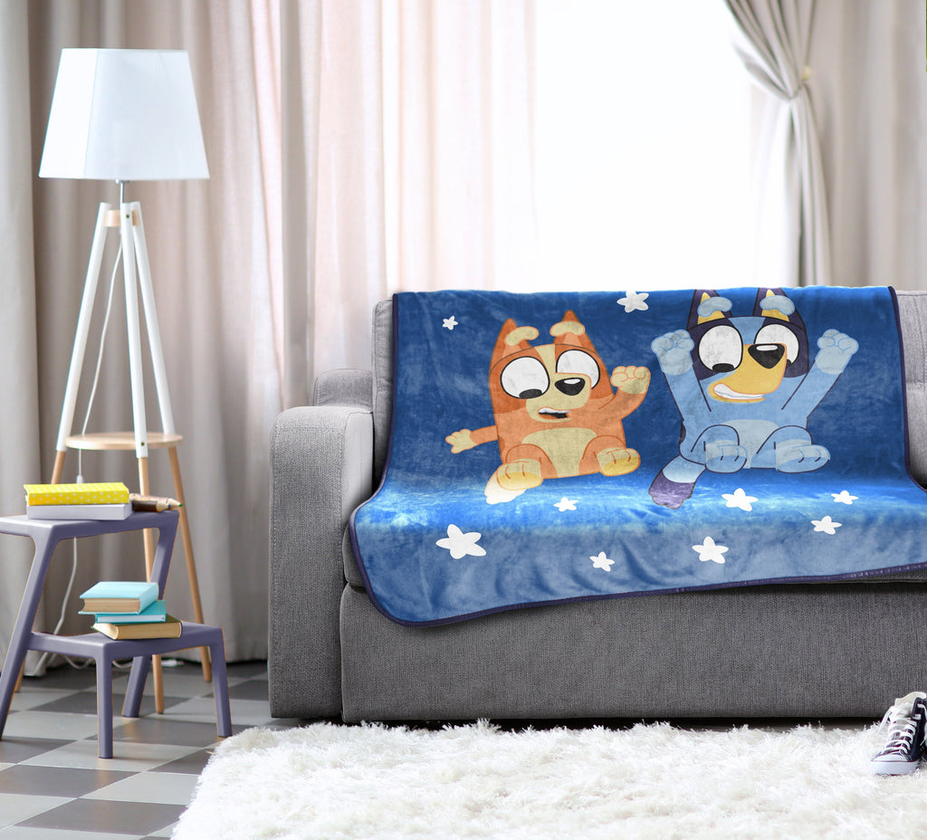 Cozy Fleece In The Dream Kids Throw Blanket, 46 x 60, Microfiber, Blue, BBC Studios Ages 1+ - Lightweight Plush Warm Blanket for All Seasons Detail