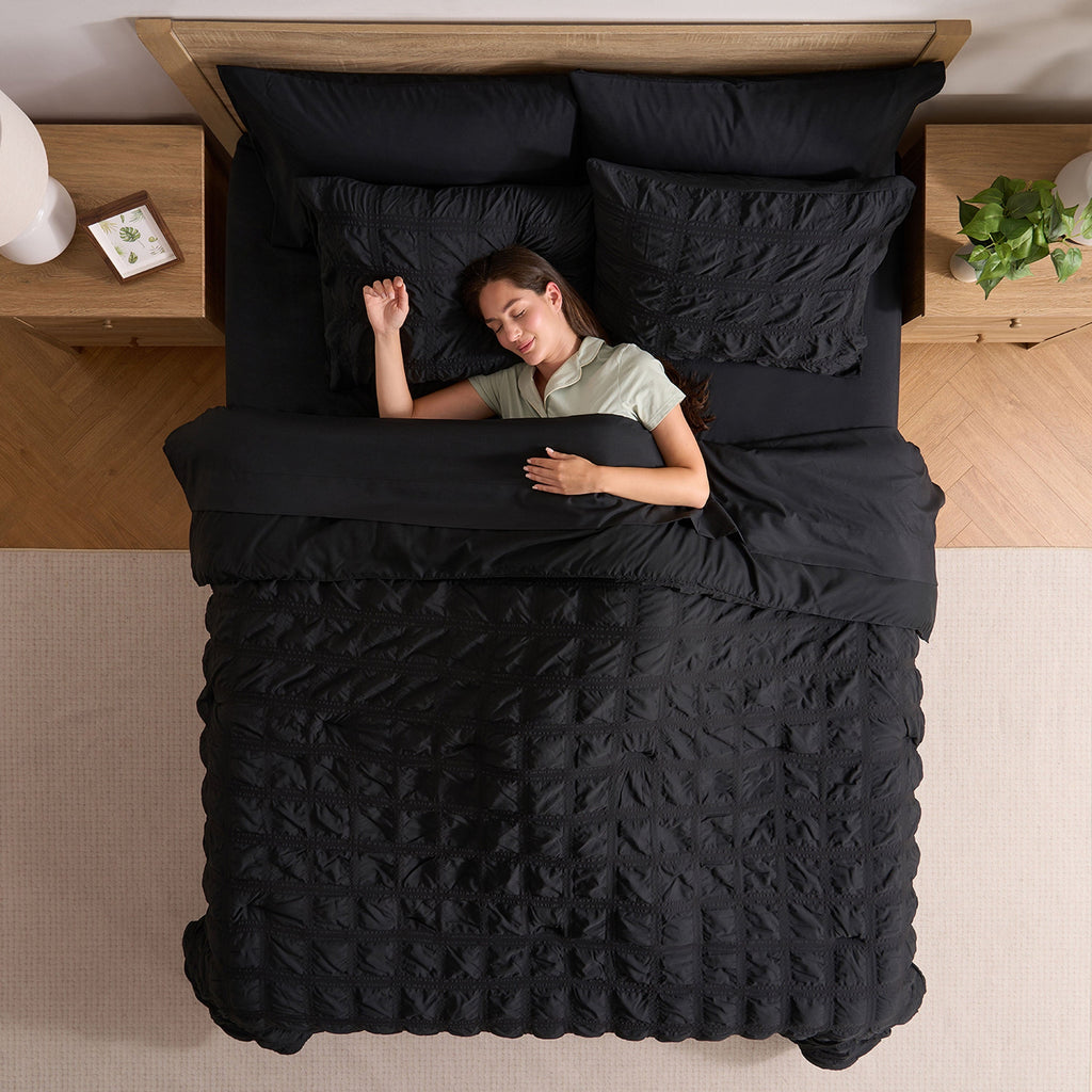 All-Season Queen Comforter Set, Seersucker Queen Size Comforter Set, 7-Pc All Season Bedding Comforter Set, Black - Hypoallergenic Ultra-Fluffy Quilt for Winter Detail