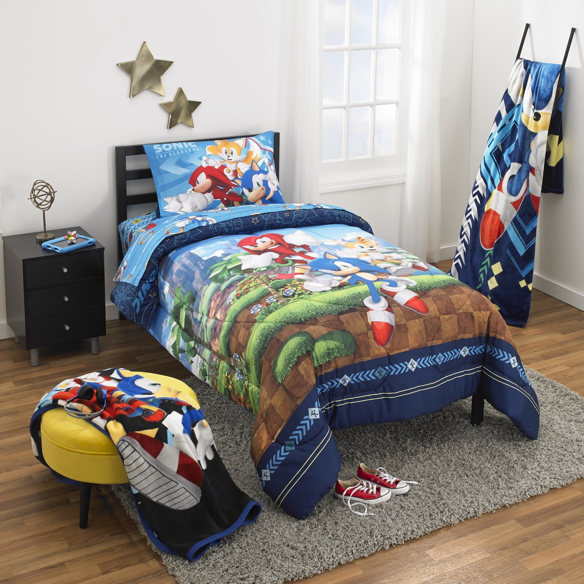 Hypoallergenic Cloud Sonic the Hedgehog Kids 2 Piece Blue Green Reversible Comforter and Pillowcase set, Twin/full - Hypoallergenic Ultra-Fluffy Quilt for Winter Detail