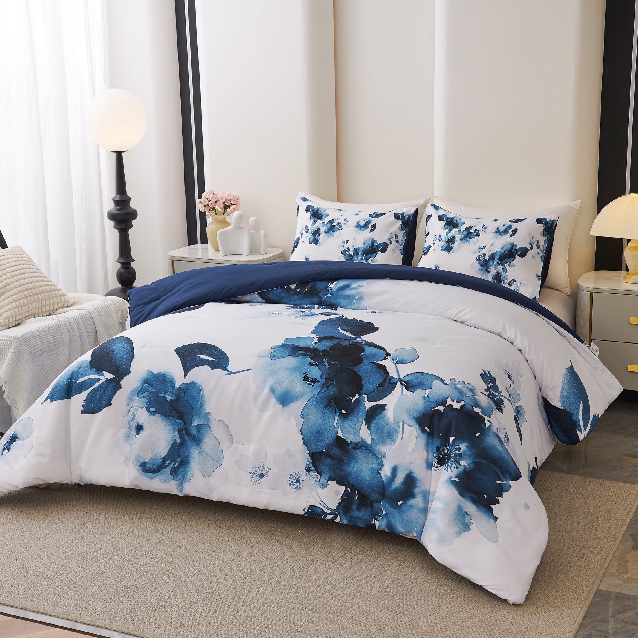 Fluffy Down Alternative 3 Pieces Blue and White Floral Comforter Set King Size, Flower Bedding with Watercolor Flowers Pattern for Women, Rev... - Hypoallergenic Ultra-Fluffy Quilt for Winter Detail