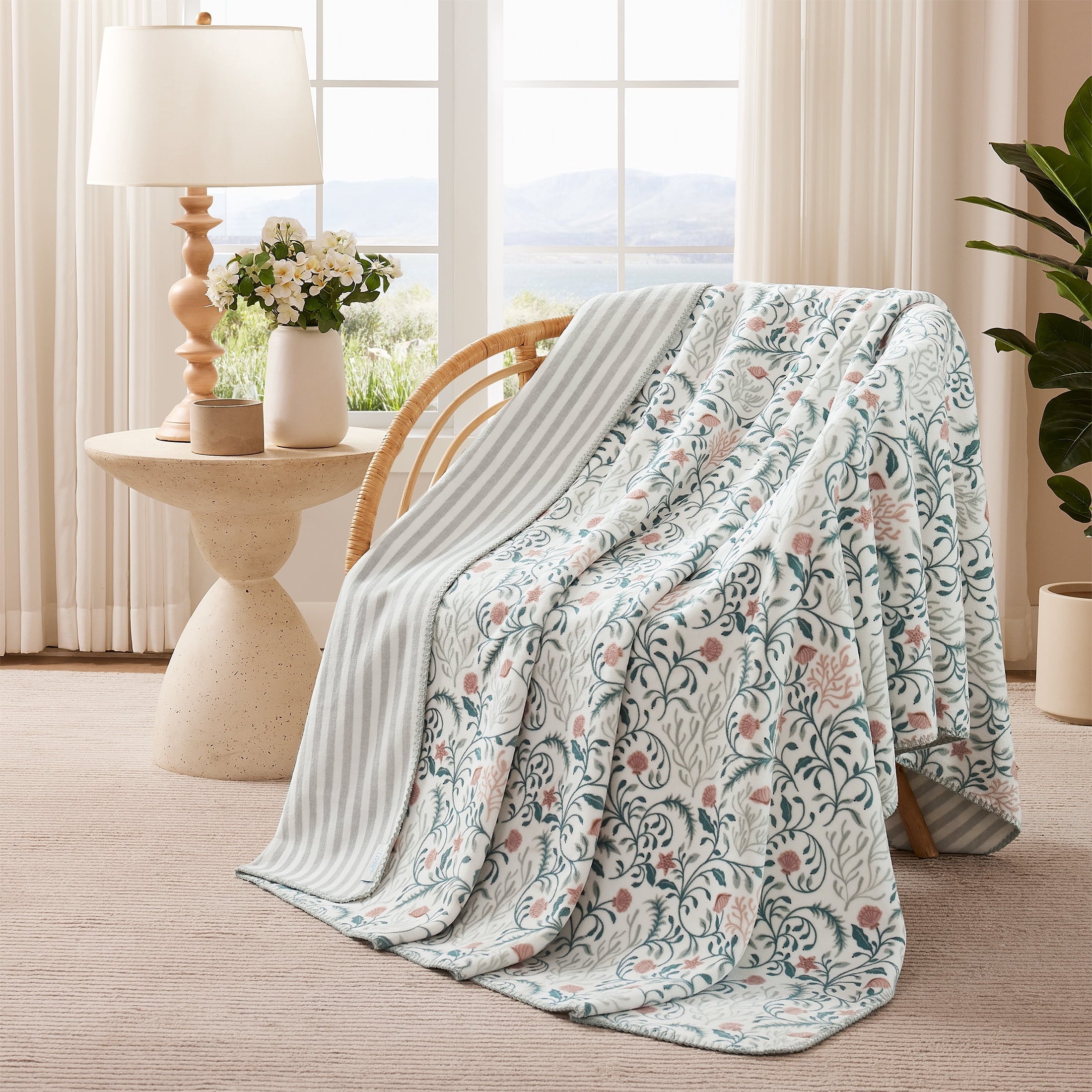 Lightweight Warm Throw Blanket, Reversible Plush Fleece Blanket for Couch, Green Seaberry Print, 50" x 72" - Cozy Fleece Throw Blanket for Couch & Bed - Default Title
