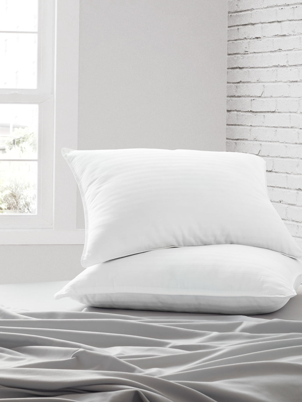 Ergonomic Memory Foam Bed Pillow 2-Pack Standard/Queen Size For All Sleep Styles - Back, Side and Stomach Sleepers - Hotel Quality Plush Sleeping Pillows - Default Title