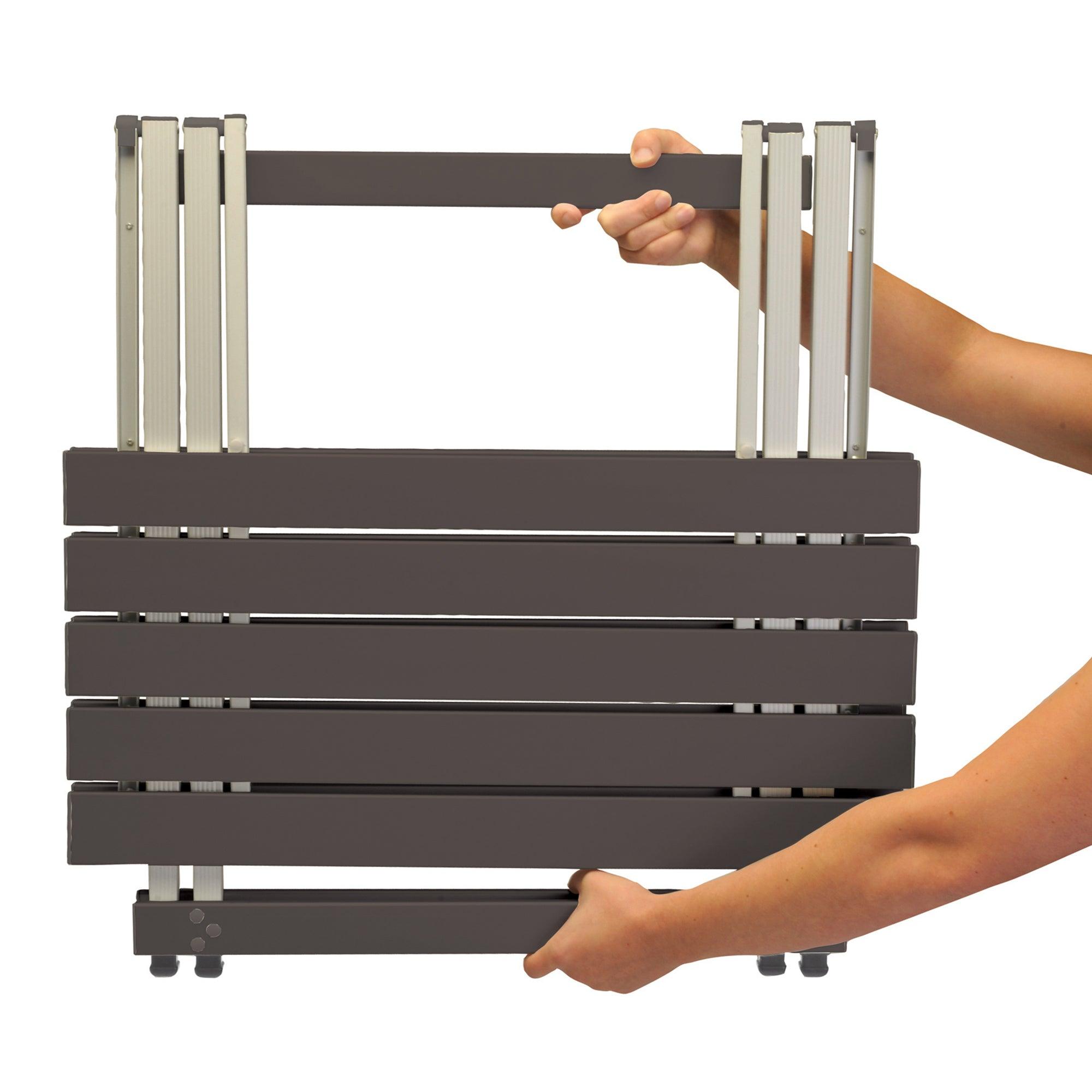 Portable Staging Compact Camp Table 25 - Choice 214 - Portable Camping Table with Heat-Resistant Countertop Detail