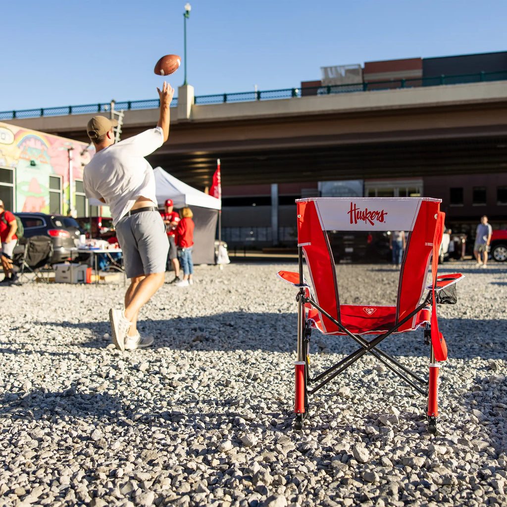 Smooth Motion College Comfort Pro Rocker - Nebraska Cornhuskers - Choice 161 - RoadTrip Rocker Smooth Motion Camp Chair Detail