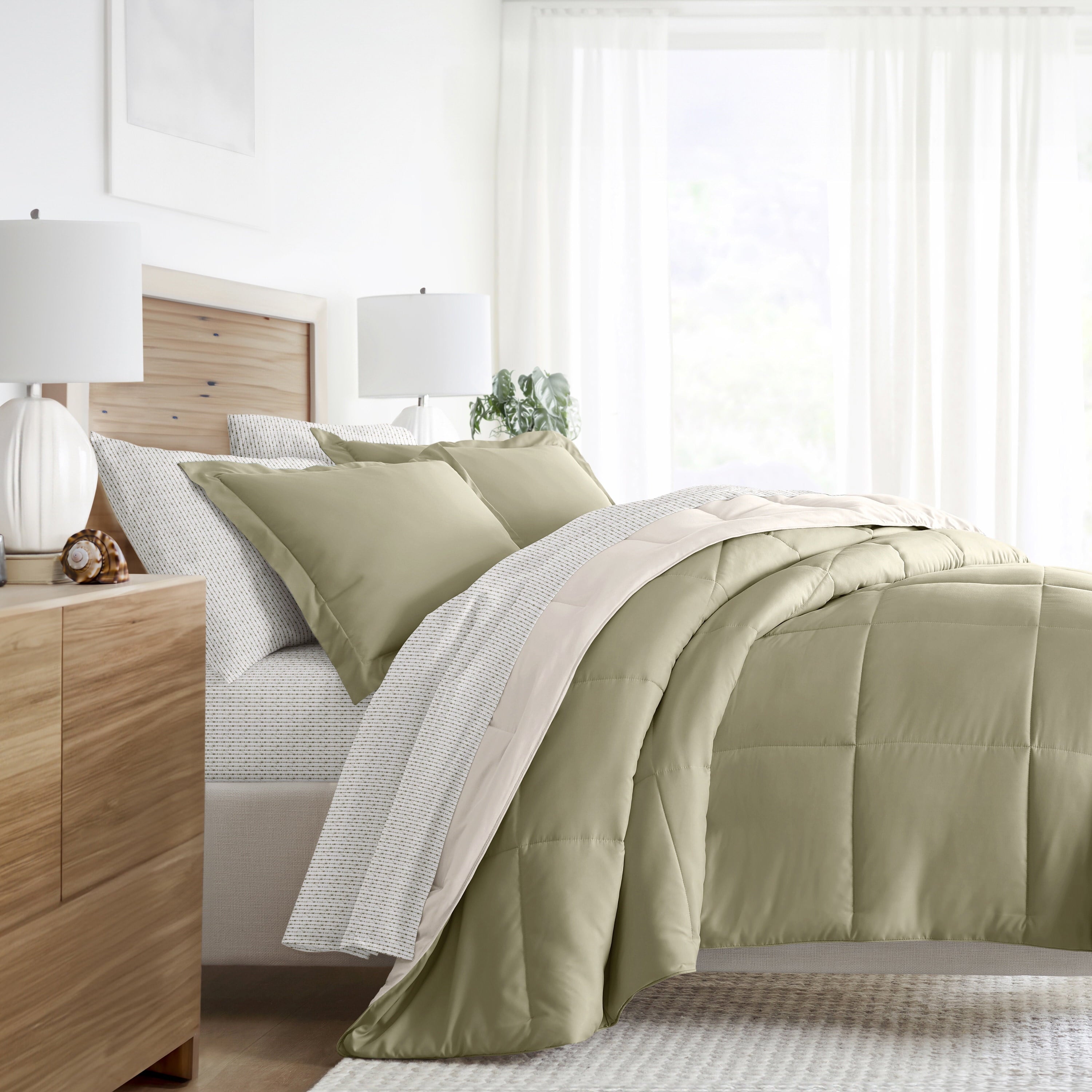 Luxurious Quilted 5 Piece Bedding Bundle, Reversible Comforter and Patterned Sheet Set, Twin - Cloud-Like Soft Lightweight Bed Comforter - Default Title