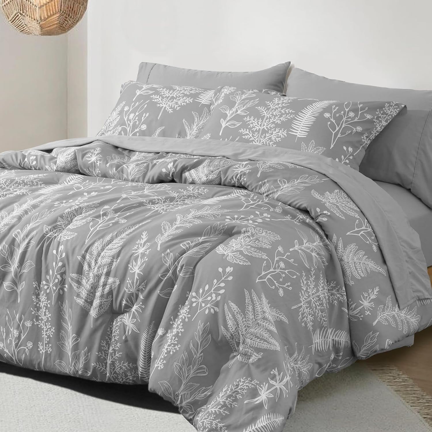 Luxurious Quilted 7 Pieces Printed King Comforter Set, Lightweight Reversible Botanical Bedding Set Include Comforter, Pillow Shams, Fl... - Hypoallergenic Ultra-Fluffy Quilt for Winter - Default Title