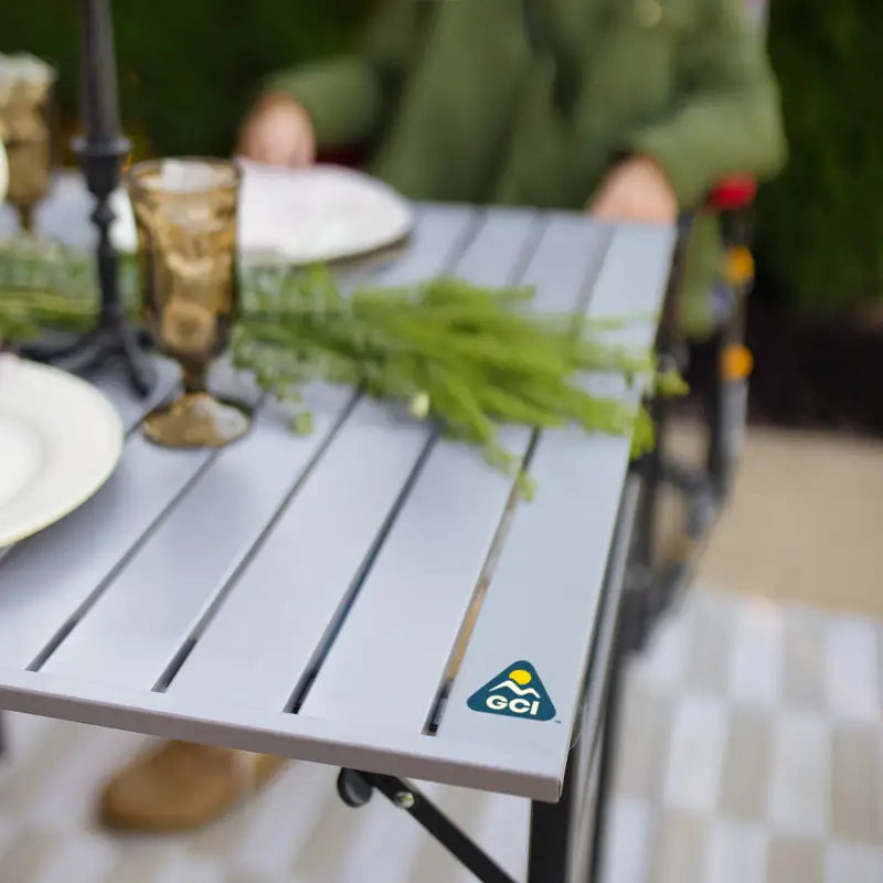 Heat-Resistant Slim-Fold Table XL - Choice 651 - Multi-Functional Heavy-Duty Grilling Table Counter Detail
