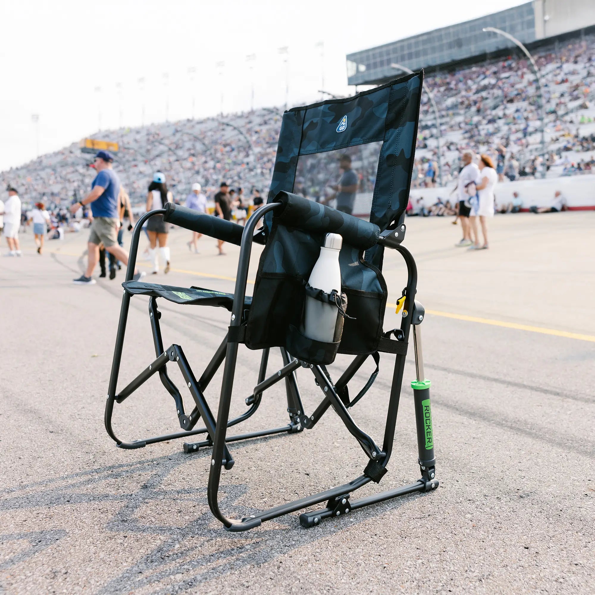 Heavy-Duty Freestyle Stowaway Rocker - Choice 794 - RoadTrip Rocker Smooth Motion Camp Chair Detail